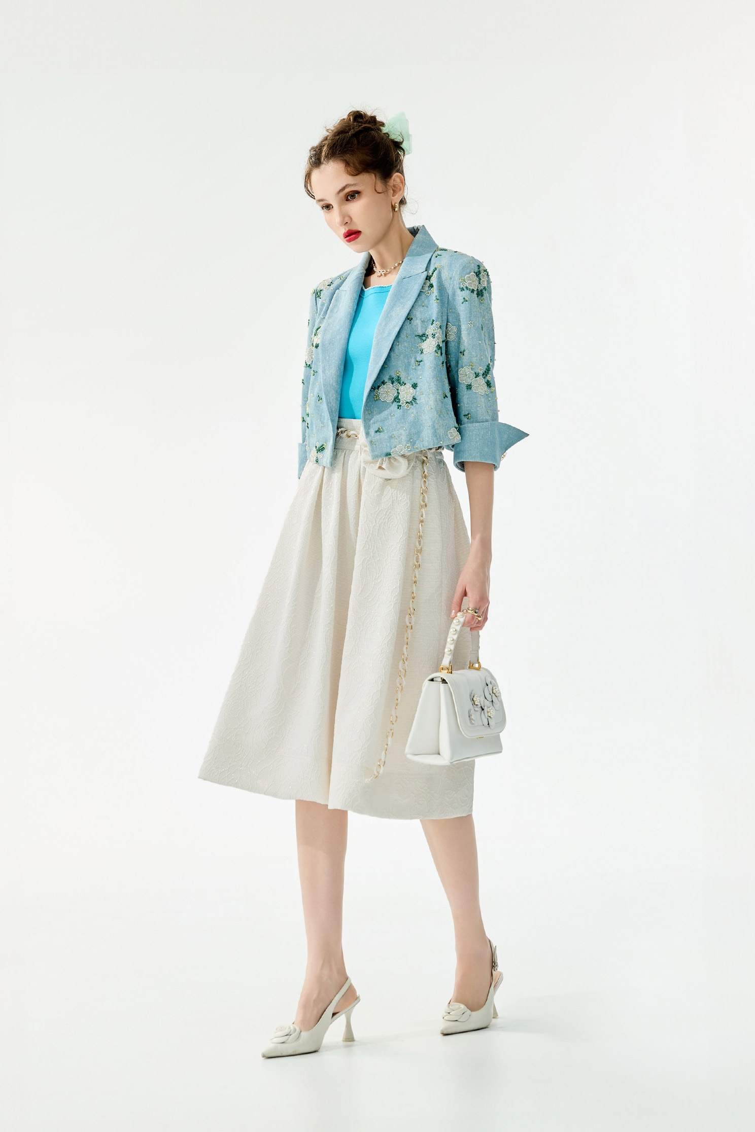 閃光澤立體玫瑰壓紋長裙閃光澤立體玫瑰壓紋長裙,春夏穿搭,時髦成套搭配,約會特輯,花花世界,長裙