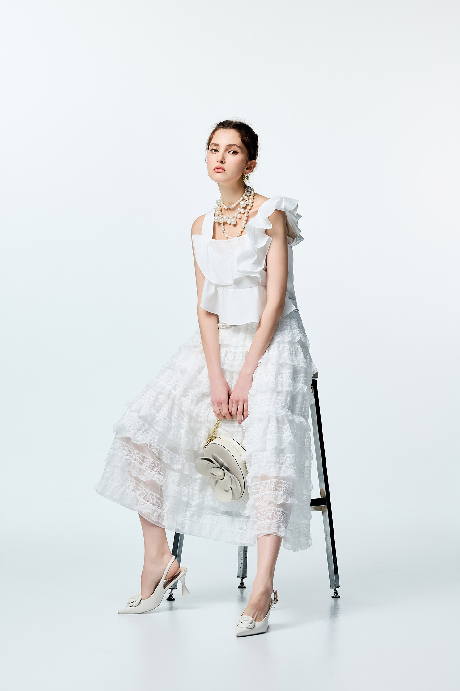 壓車花朵造型雪紡長裙壓車花朵造型雪紡長裙,春夏穿搭,白色裙子,約會特輯,網裙,長裙,雪紡,雪紡長裙