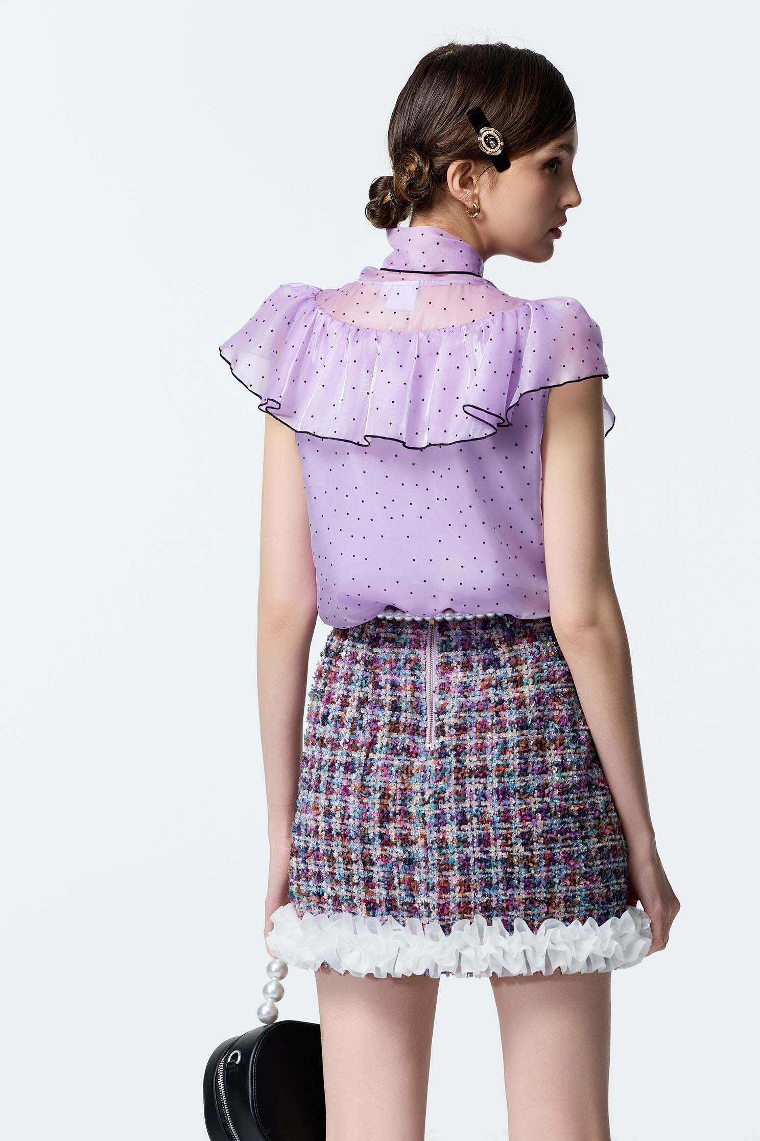 層次荷葉造型花呢紗短裙層次荷葉造型花呢紗短裙,上班OL穿搭,人氣商品,小香風,時髦成套搭配,毛呢花呢,珍珠,短裙,秋冬穿搭,荷葉