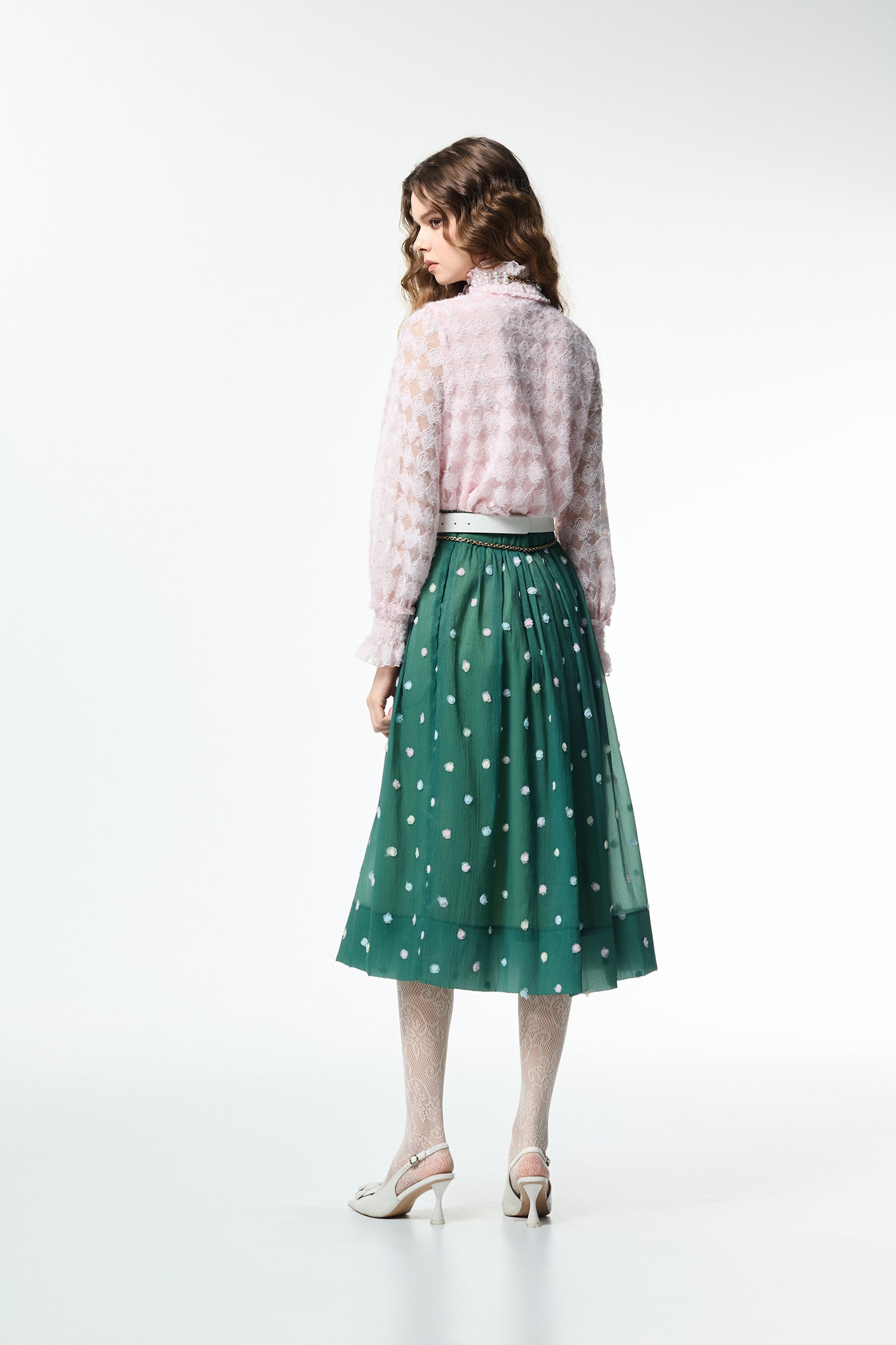 翡翠綠刺繡小花長裙翡翠綠刺繡小花長裙,人氣商品,刺繡,秋冬穿搭,花花世界,長裙