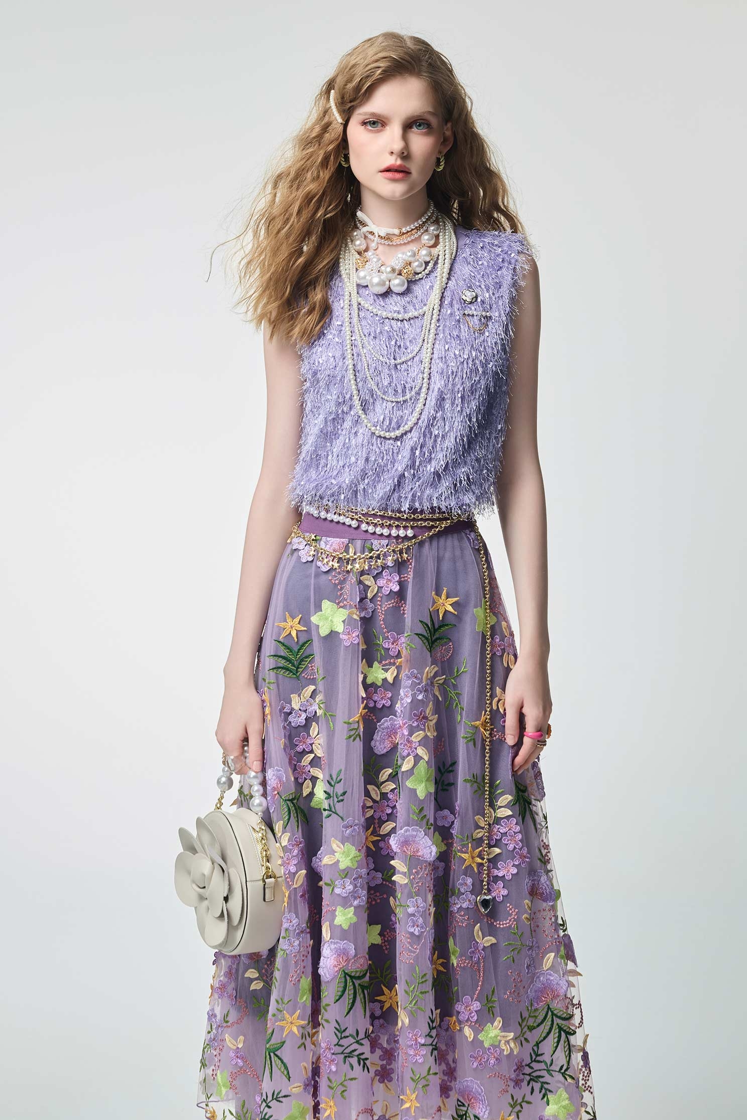 丁香紫色刺繡長裙丁香紫色刺繡長裙,刺繡,派對特輯,秋冬穿搭,約會特輯,網裙,花花世界,長裙