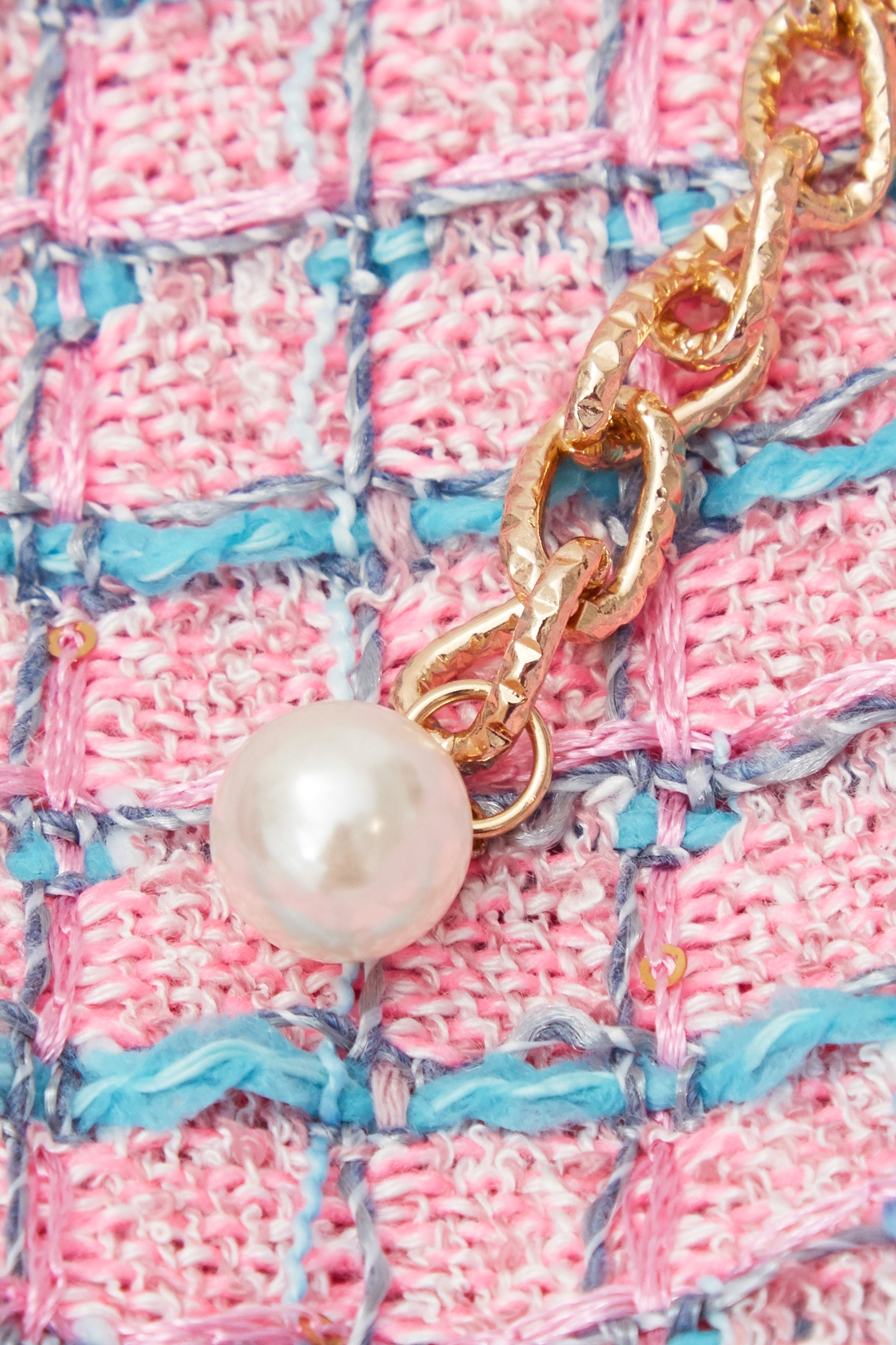 澄澈青藍格紋短裙澄澈青藍格紋短裙,春夏穿搭,時髦成套搭配,格紋,約會特輯