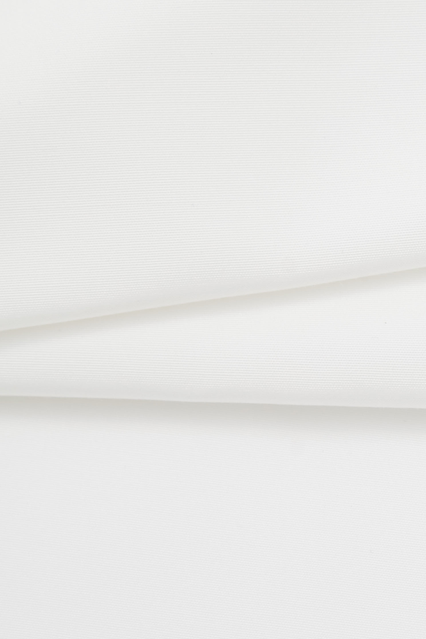 光學白自帶蝴蝶腰鍊寬褲光學白自帶蝴蝶腰鍊寬褲,上班OL穿搭,寬褲,春夏穿搭,白色褲子,荷葉,褲子