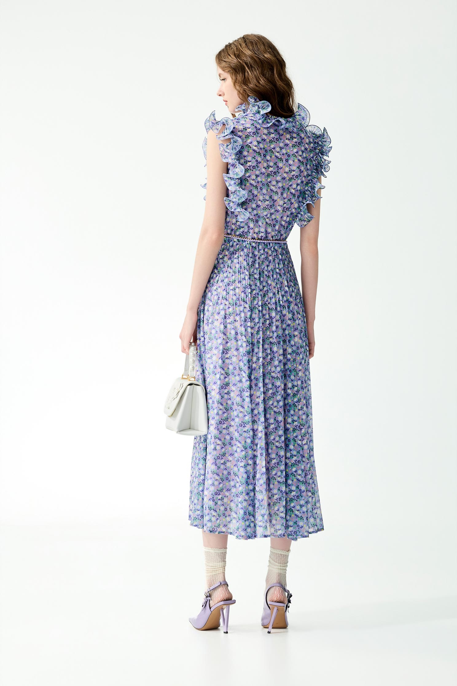 灰調葡萄紫花園印花雪紡洋裝灰調葡萄紫花園印花雪紡洋裝,一般洋裝,小禮服,小香風,春夏穿搭,荷葉,雪紡,雪紡洋裝