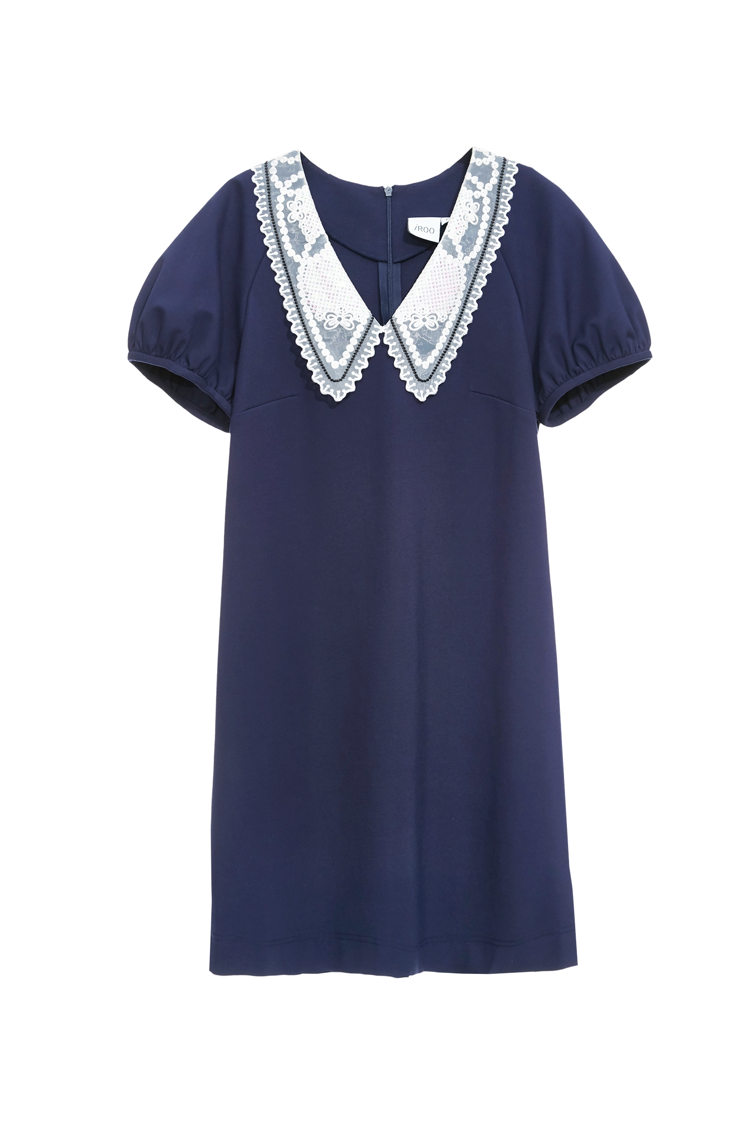 海洋洞穴色直筒洋裝海洋洞穴色直筒洋裝,V領洋裝,刺繡,春夏穿搭,洋裝特輯,約會特輯