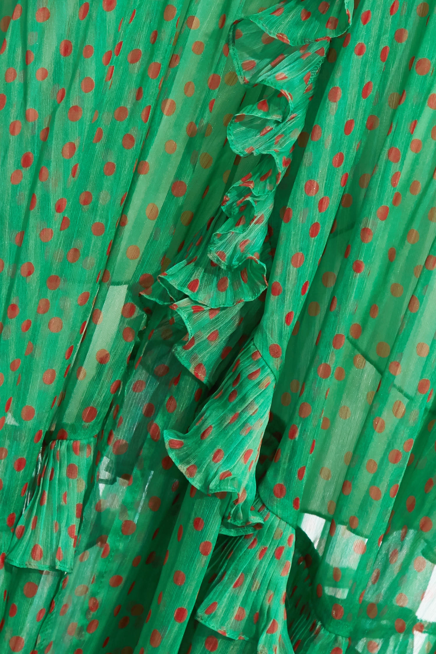 落日珊瑚點點雪紡禮服洋裝落日珊瑚點點雪紡禮服洋裝,V領洋裝,小禮服,春夏穿搭,洋裝特輯,禮服,荷葉,雪紡,雪紡洋裝