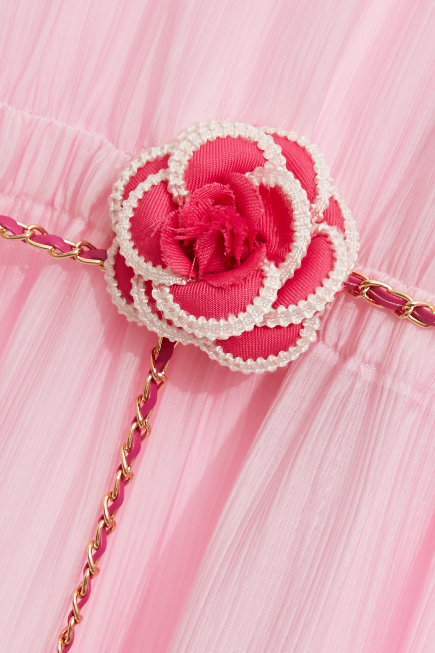 小香風造型腰鍊洋裝小香風造型腰鍊洋裝,一般洋裝,小香風,春夏穿搭,洋裝特輯,約會特輯,花花世界