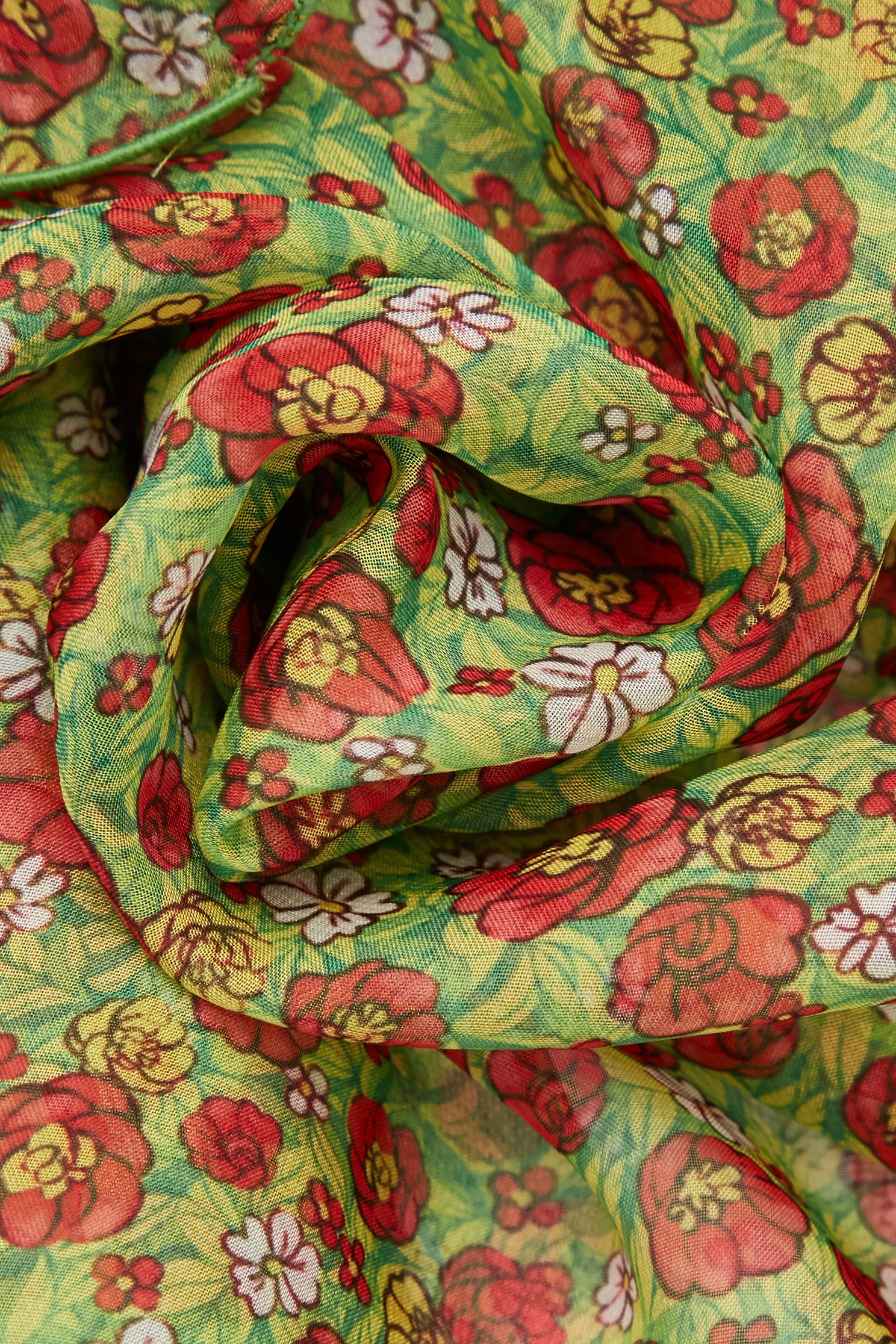 童話花園雪紡印花上衣童話花園雪紡印花上衣,V領上衣,一般背心,一般背心馬甲,上衣,春夏穿搭,時髦成套搭配,無袖上衣,珍珠,約會特輯,花花世界,荷葉,輕奢度假,輕奢渡假,雪紡,雪紡上衣