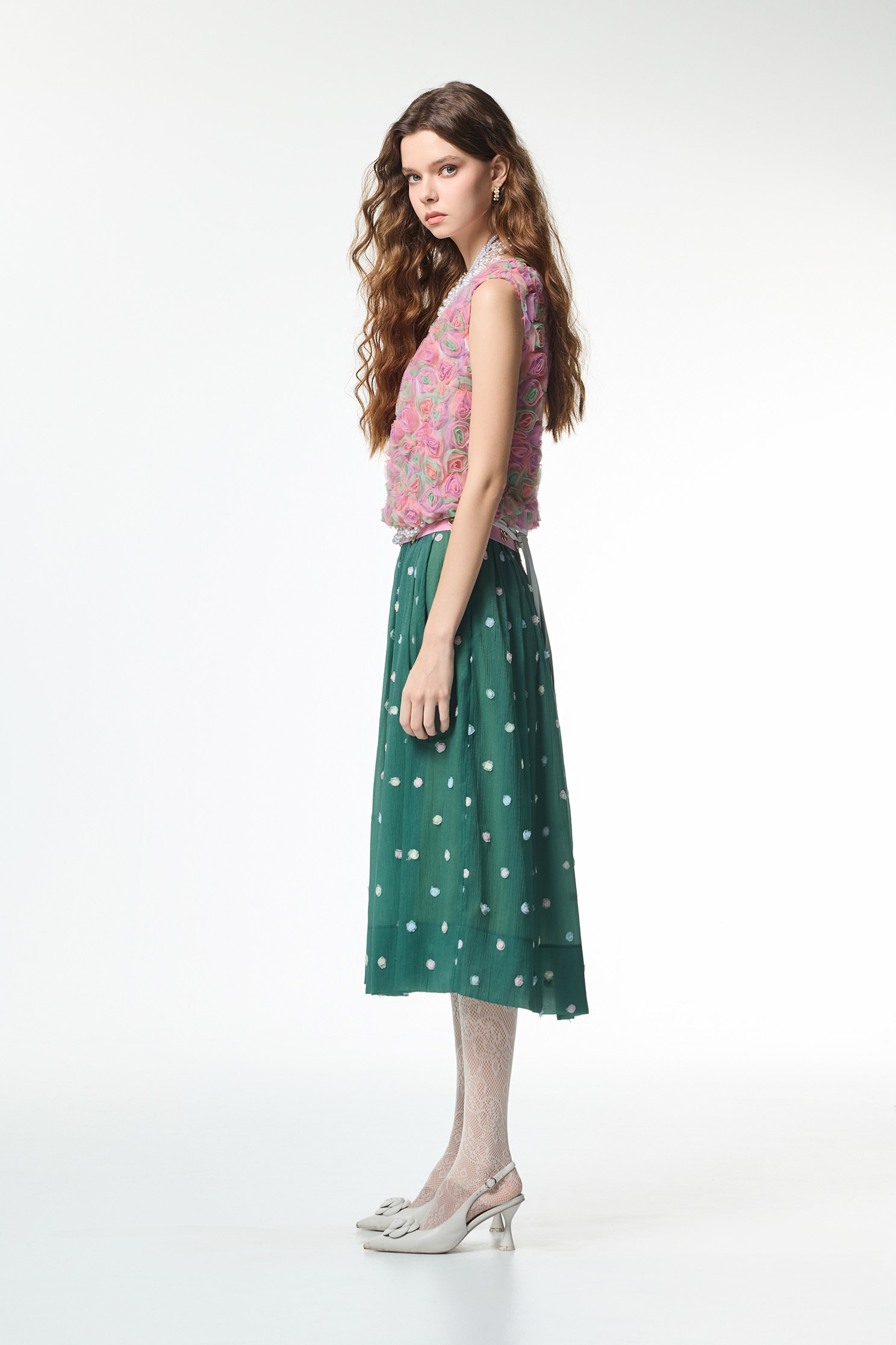 玫瑰石英粉玫瑰花上衣玫瑰石英粉玫瑰花上衣,一般背心,一般背心馬甲,上衣,人氣商品,刺繡,無袖背心,珍珠,秋冬穿搭,約會特輯,背心,花花世界