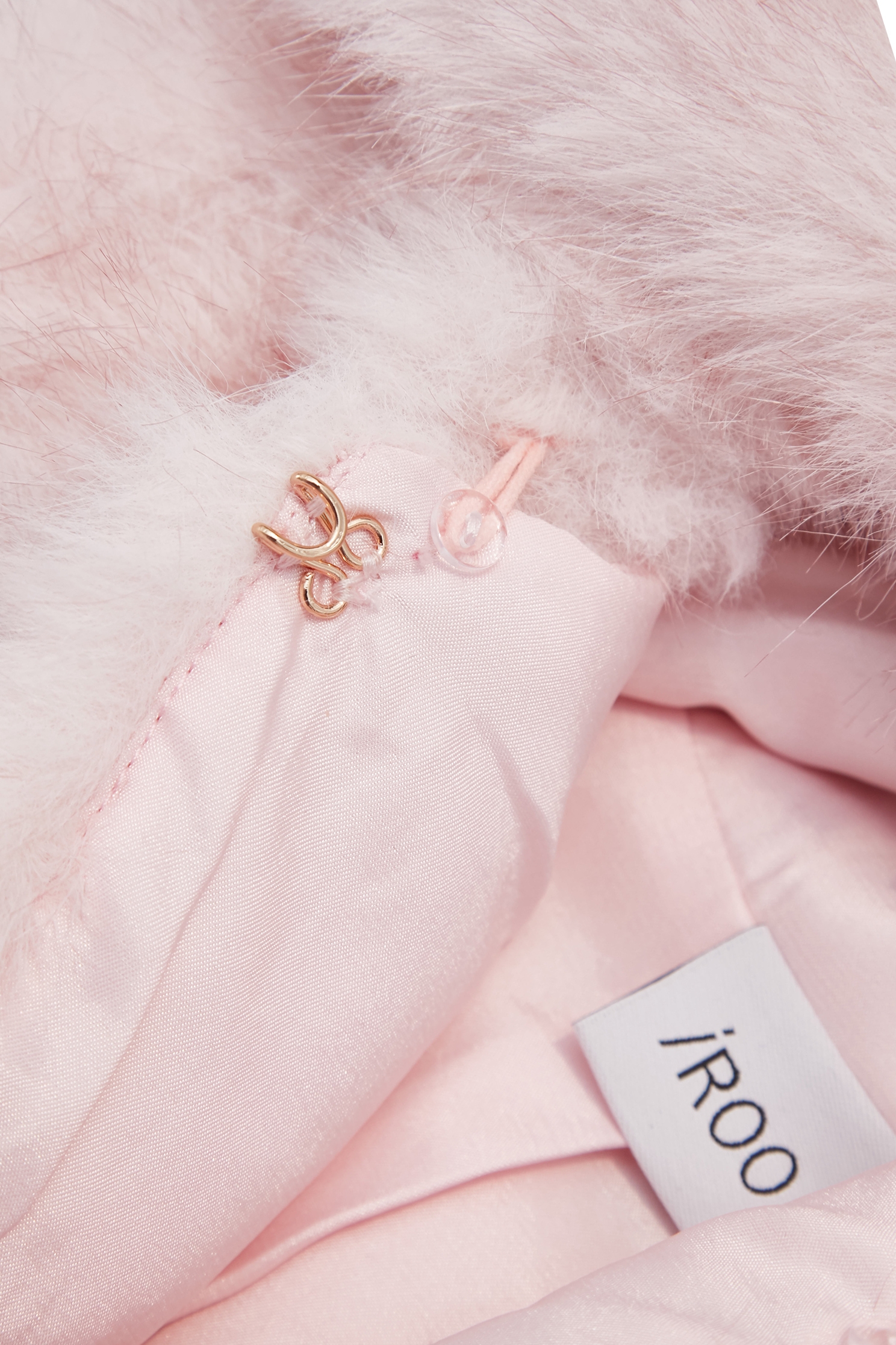 香囊仿皮草背心香囊仿皮草背心,上班OL穿搭,外套,無袖背心,秋冬穿搭,約會特輯,背心