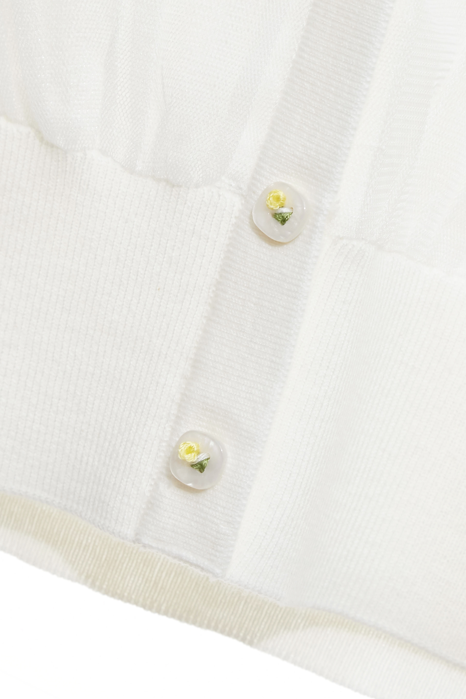 光學白拼接細網針織上衣光學白拼接細網針織上衣,V領上衣,上衣,春夏穿搭,約會特輯,花花世界,輕奢度假,輕奢渡假,針織,針織上衣,針織衫