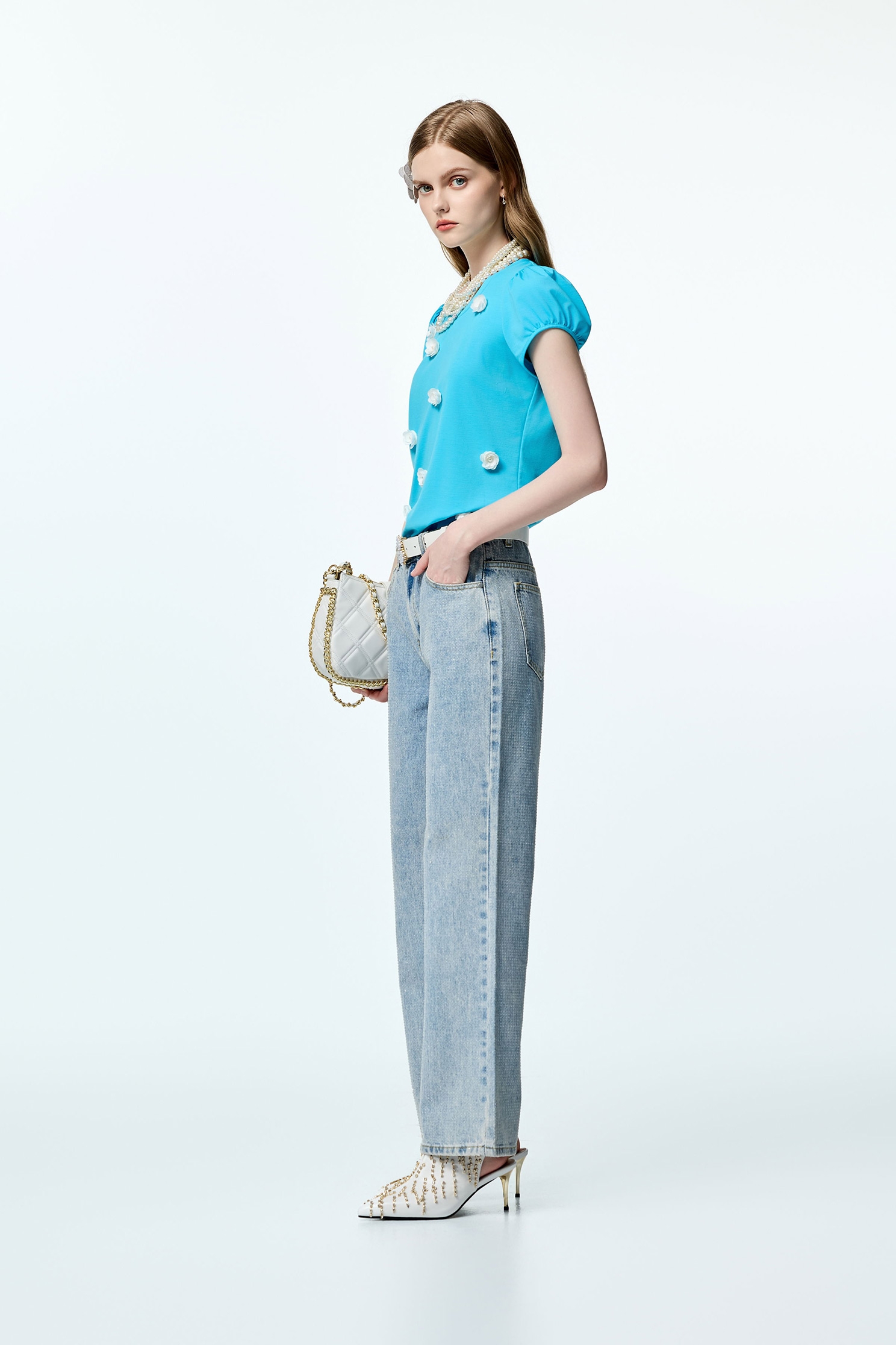 淺水藍手工花朵Ｔ恤上衣淺水藍手工花朵Ｔ恤上衣,T恤,上衣,秋冬穿搭,花花世界