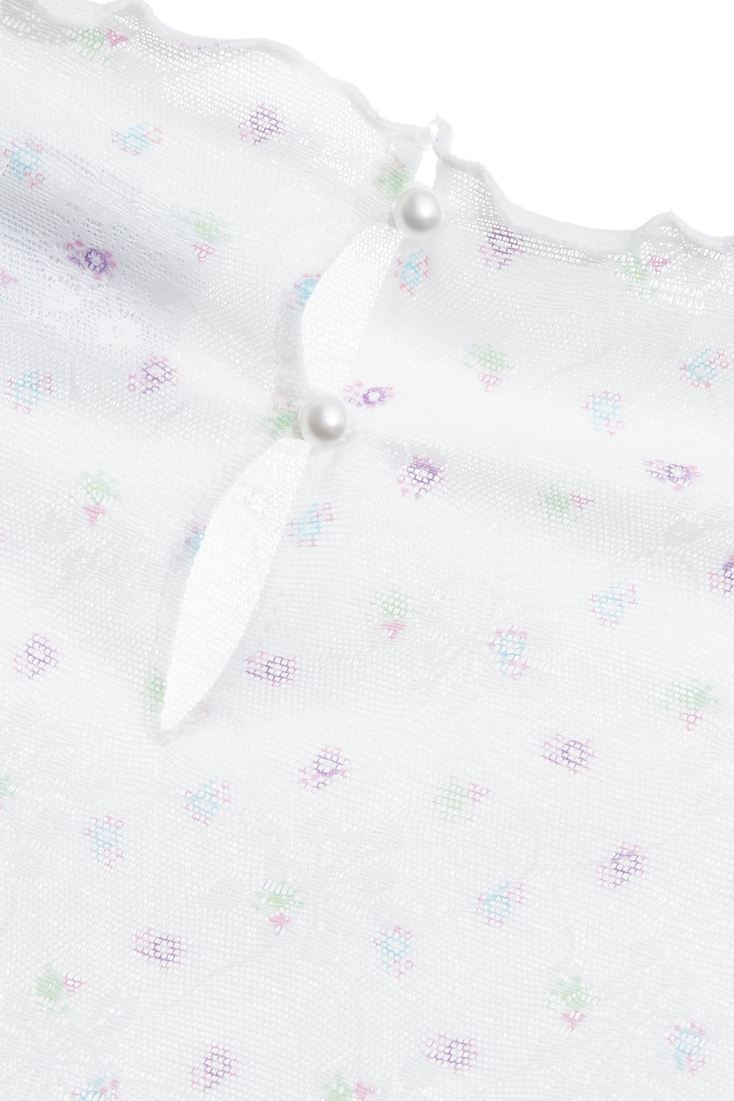 漿果梅子色小花上衣漿果梅子色小花上衣,上衣,秋冬穿搭,約會特輯,花花世界,蕾絲,高領上衣