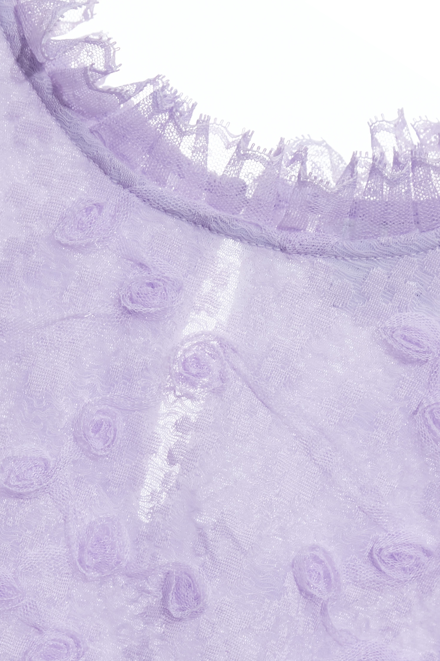 丁香紫色立體花朵上衣丁香紫色立體花朵上衣,上班OL穿搭,上衣,派對特輯,秋冬穿搭,約會特輯,花花世界,蕾絲,蕾絲上衣