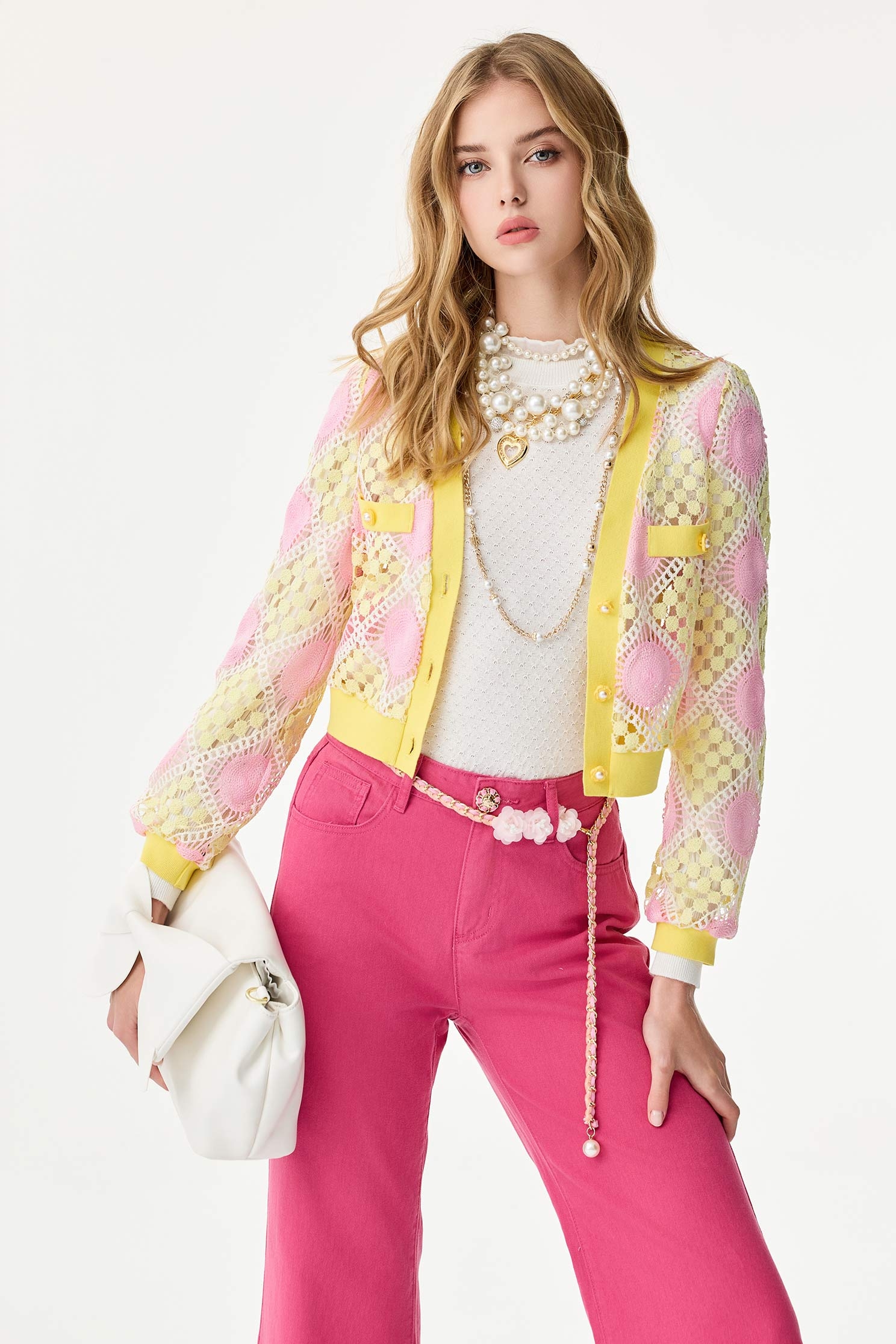 楊柳壓褶袖針織上衣楊柳壓褶袖針織上衣,上班OL穿搭,上衣,春夏穿搭,約會特輯,蕾絲,透膚上衣,針織,針織上衣,針織衫