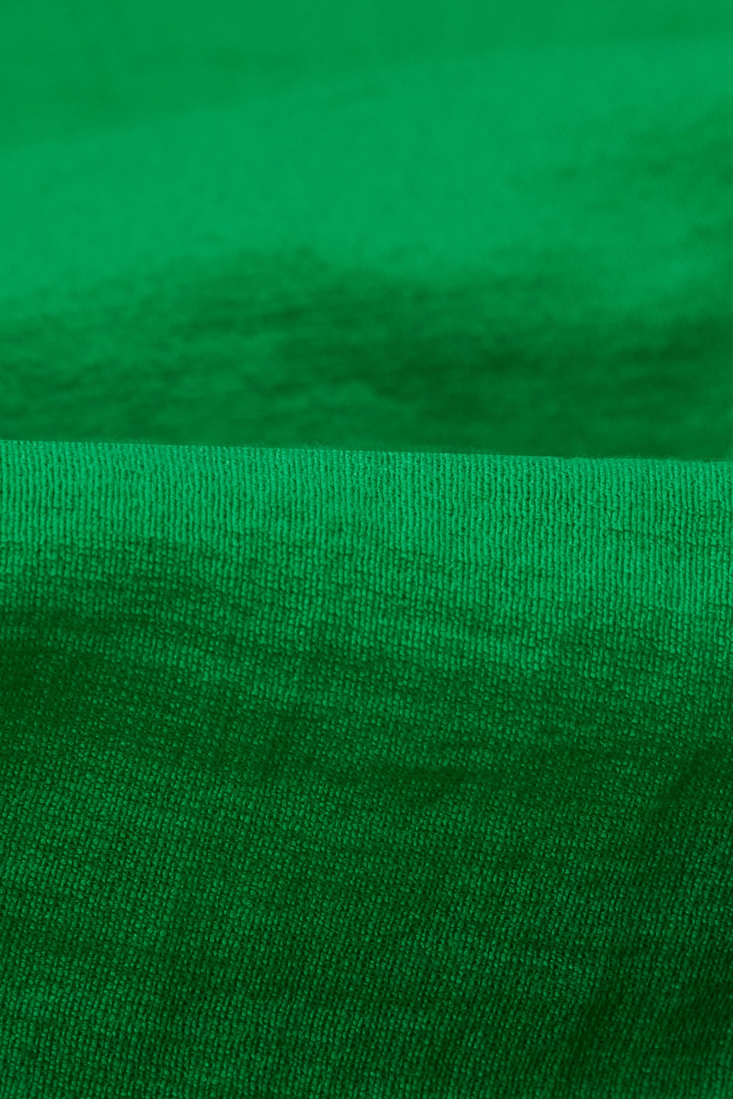 深翡翠色肩花上衣深翡翠色肩花上衣,上衣,春夏穿搭,花花世界