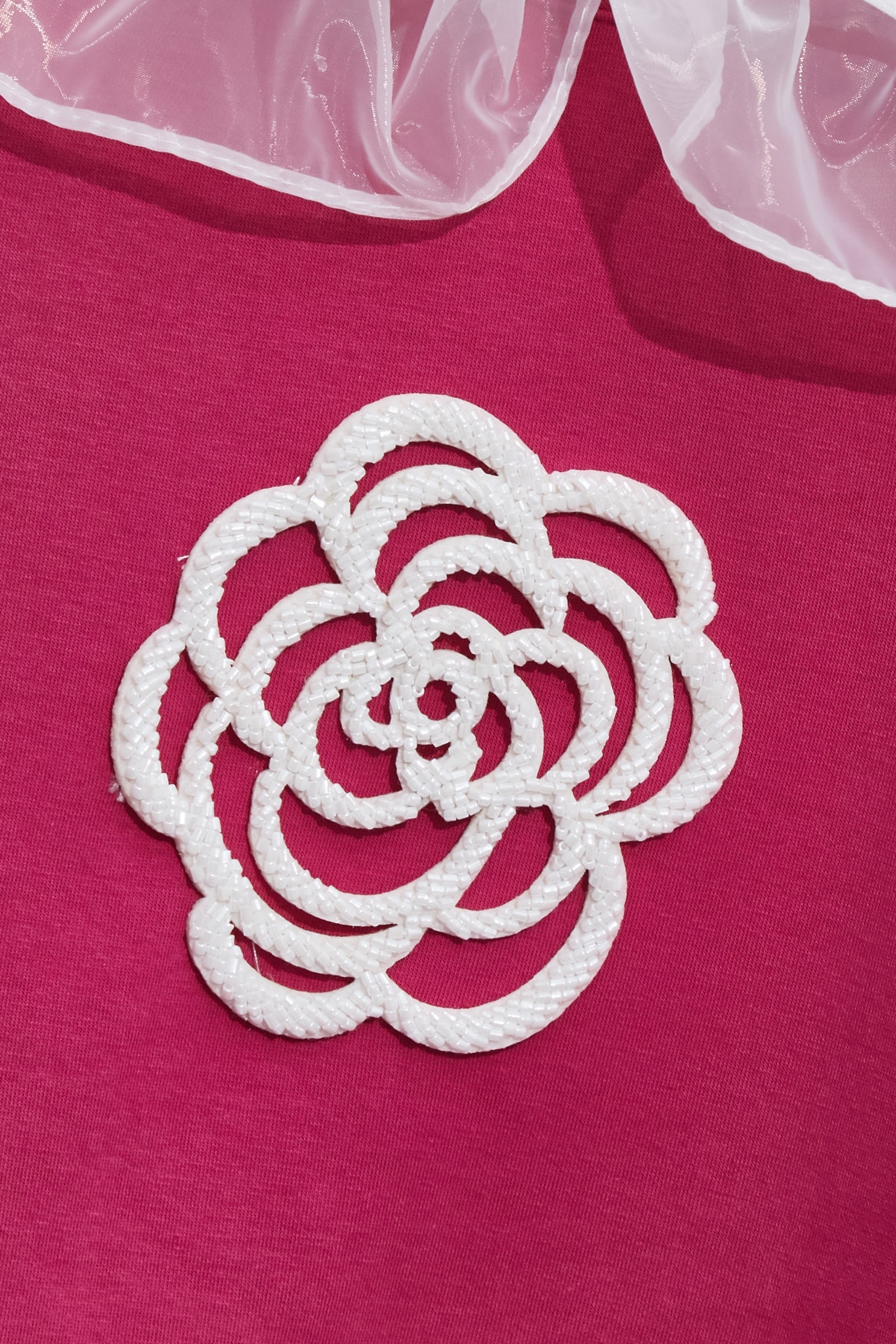 洋紅粉珠珠花飾上衣洋紅粉珠珠花飾上衣,上衣,春夏穿搭,約會特輯,花花世界,荷葉