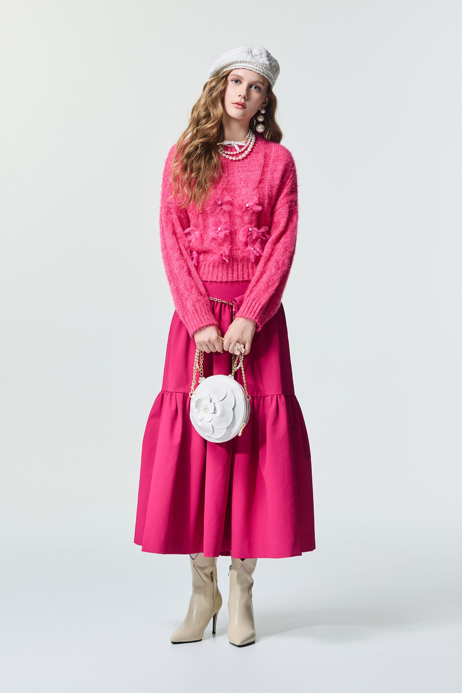 玫瑰可露麗針織上衣玫瑰可露麗針織上衣,上衣,人氣商品,春夏穿搭,約會特輯,花花世界,針織,針織上衣,針織衫