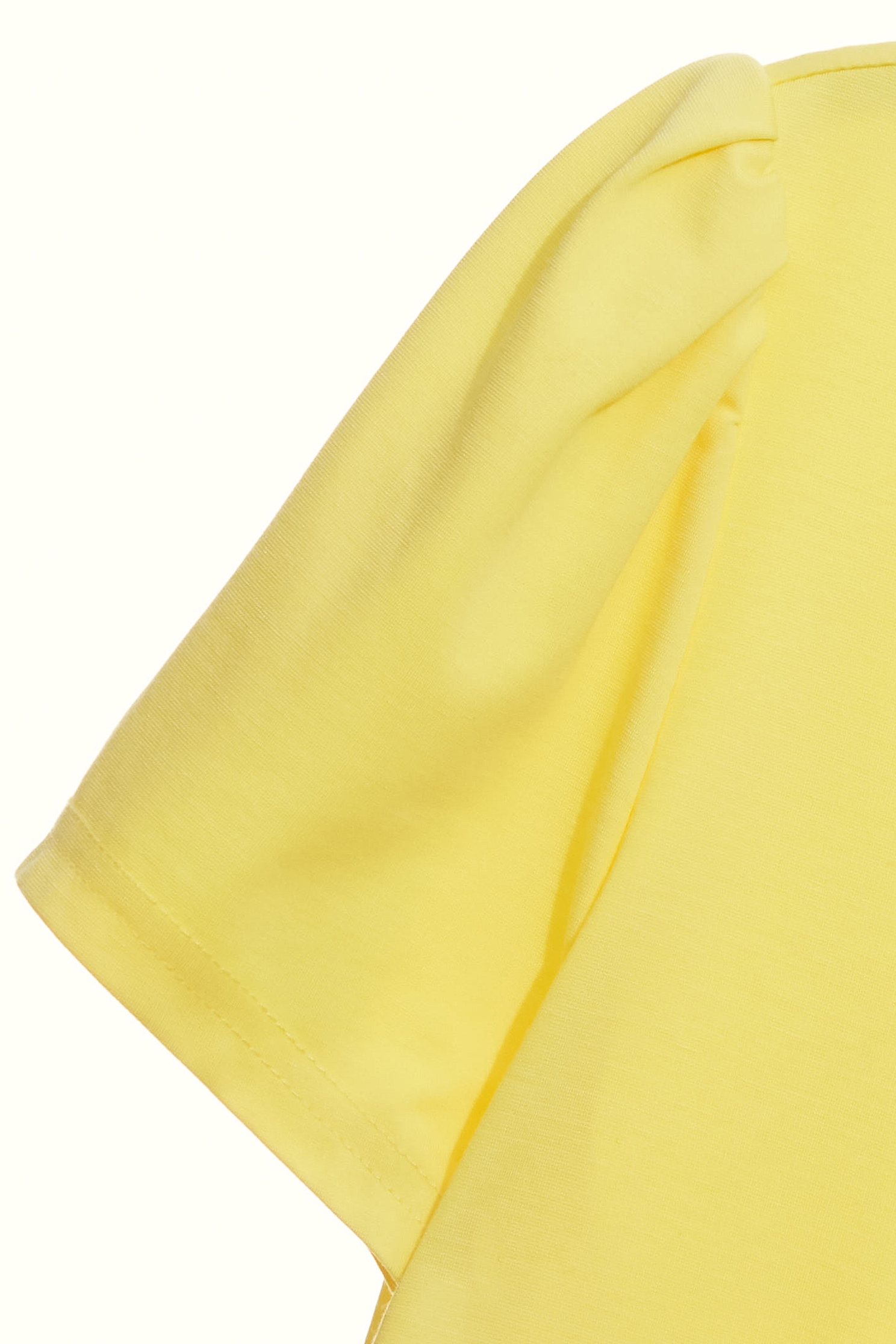 金菊黃綴花朵T恤上衣金菊黃綴花朵T恤上衣,T-Shirt,上衣,春夏穿搭,花花世界