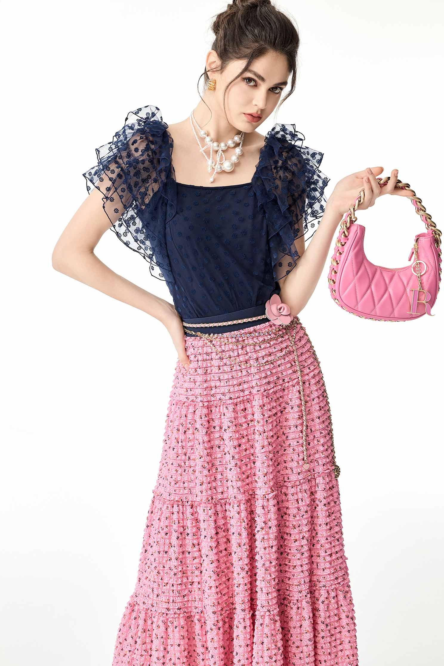 暮色藍花朵網紗上衣暮色藍花朵網紗上衣,上衣,春夏穿搭,約會特輯,網紗,花花世界