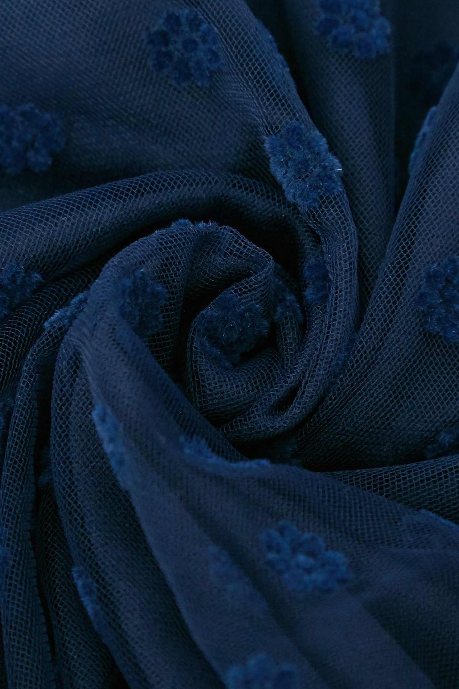 暮色藍花朵網紗上衣暮色藍花朵網紗上衣,上衣,春夏穿搭,約會特輯,網紗,花花世界