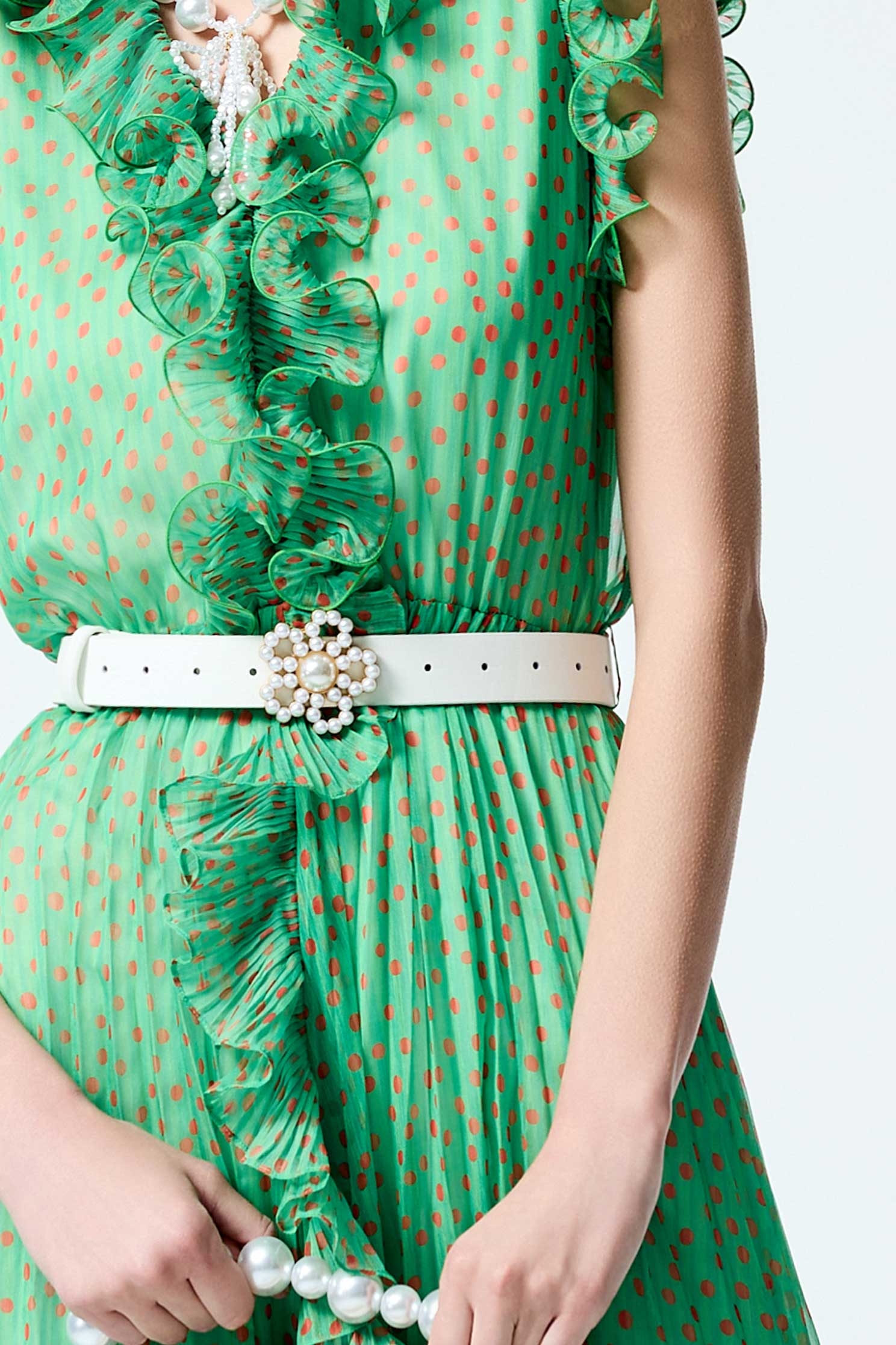 牛皮珍珠花型腰帶牛皮珍珠花型腰帶,春夏穿搭,珍珠,皮帶,皮革