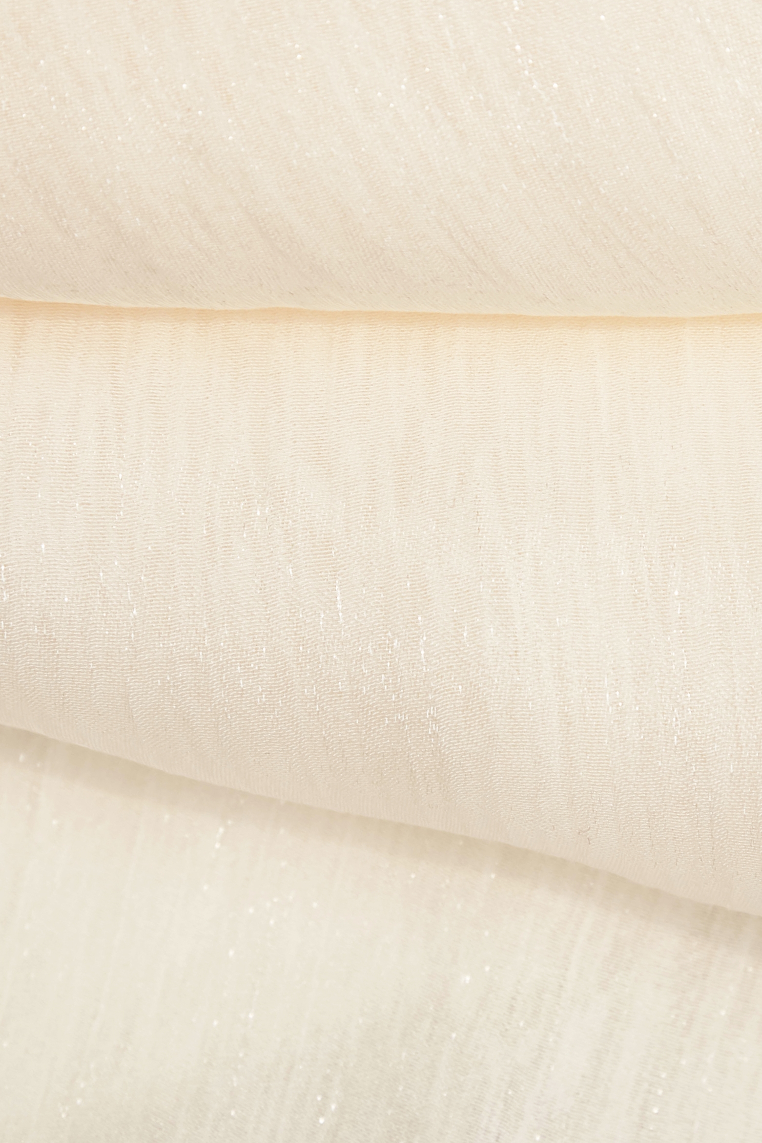 柔光壓紋絲巾柔光壓紋絲巾,秋冬穿搭