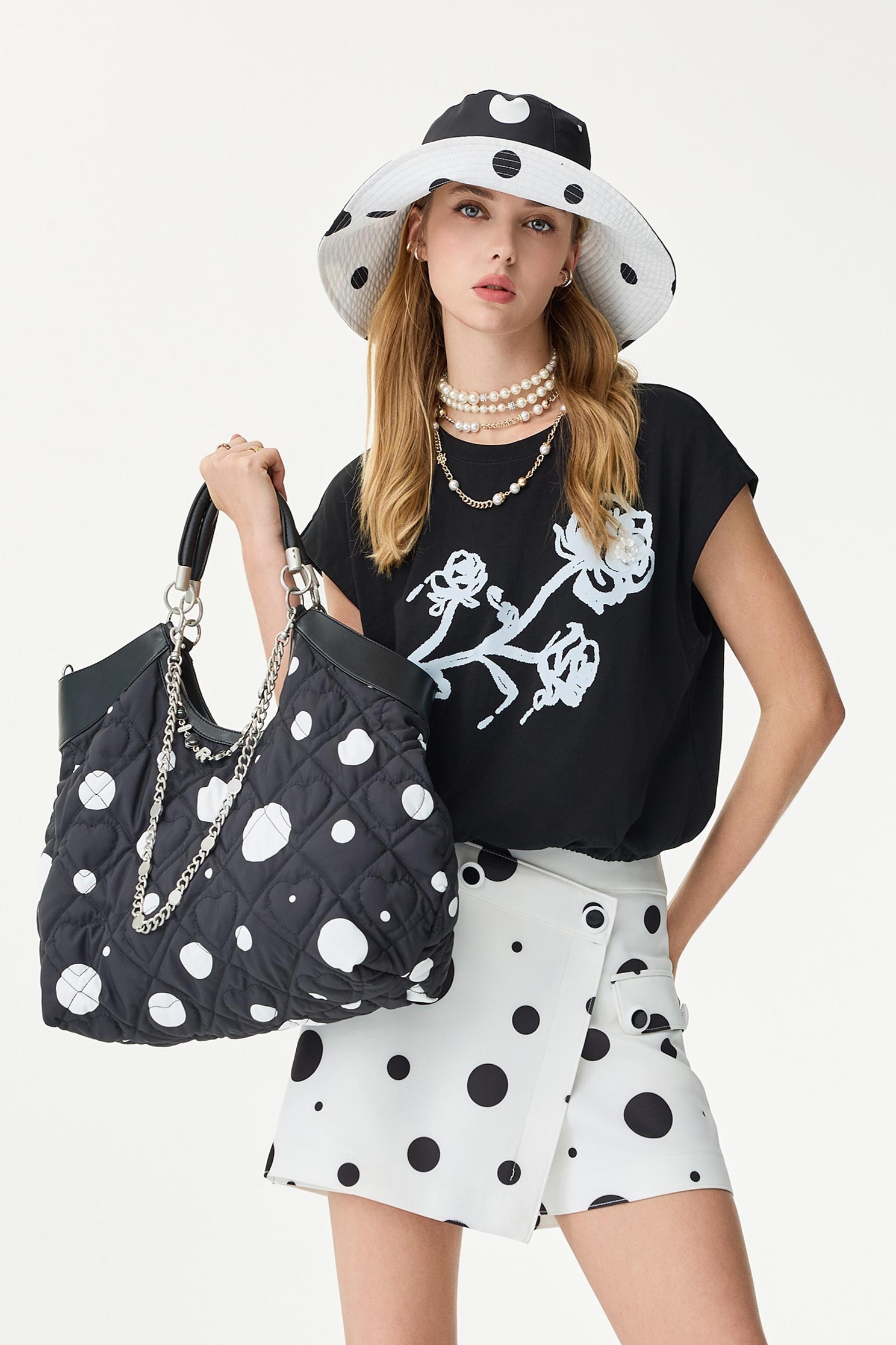 經典點點遮陽帽經典點點遮陽帽,春夏穿搭