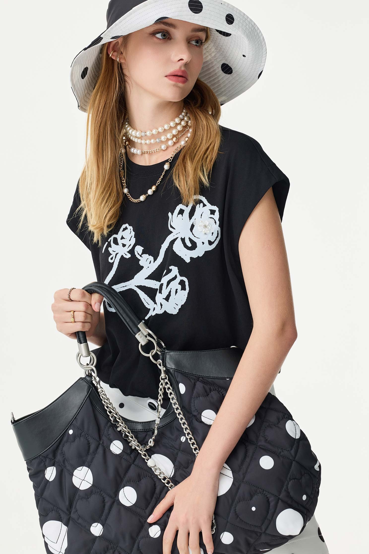 經典款點點鋪棉菱格包經典款點點鋪棉菱格包,春夏穿搭