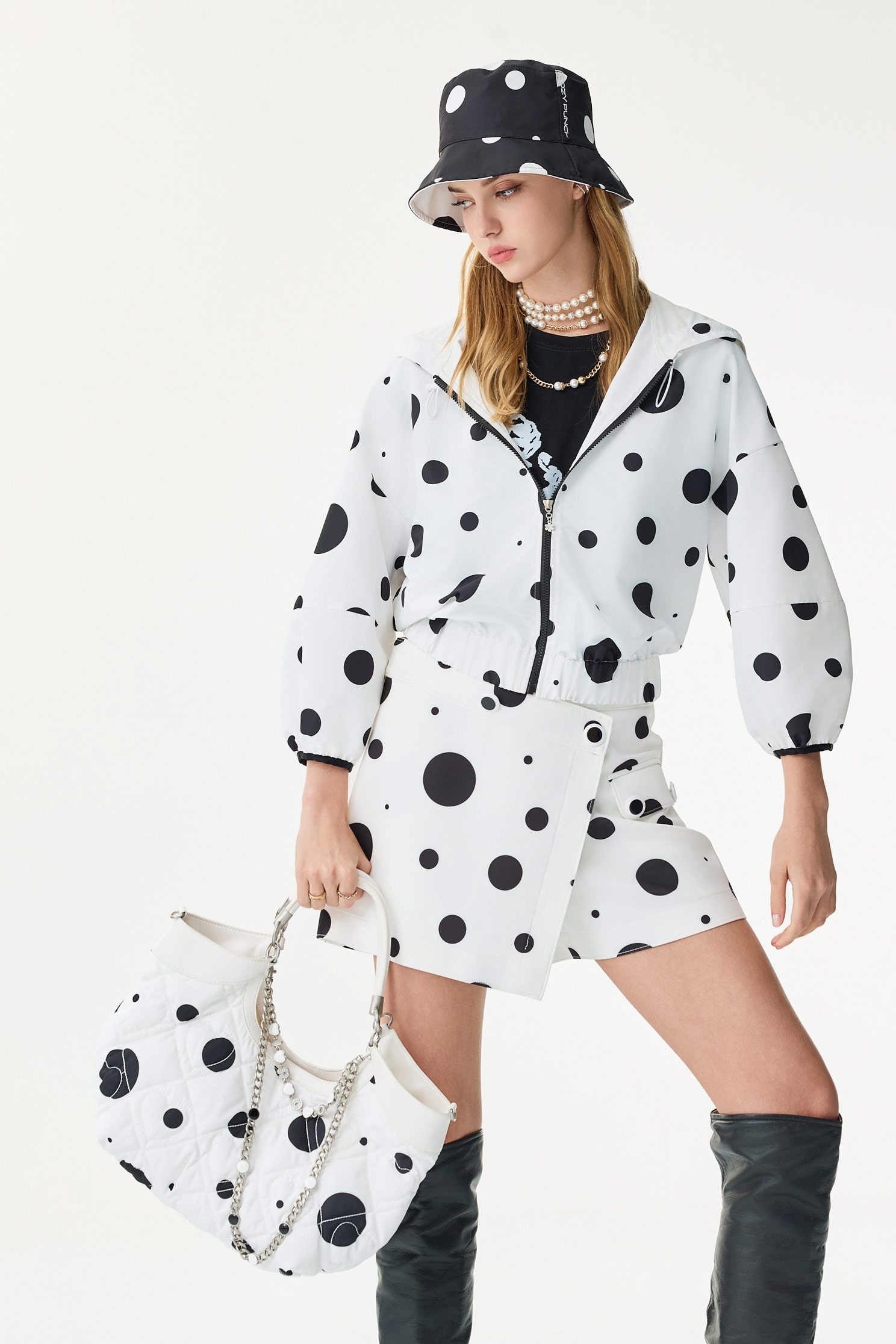 經典款點點鋪棉菱格包經典款點點鋪棉菱格包,春夏穿搭