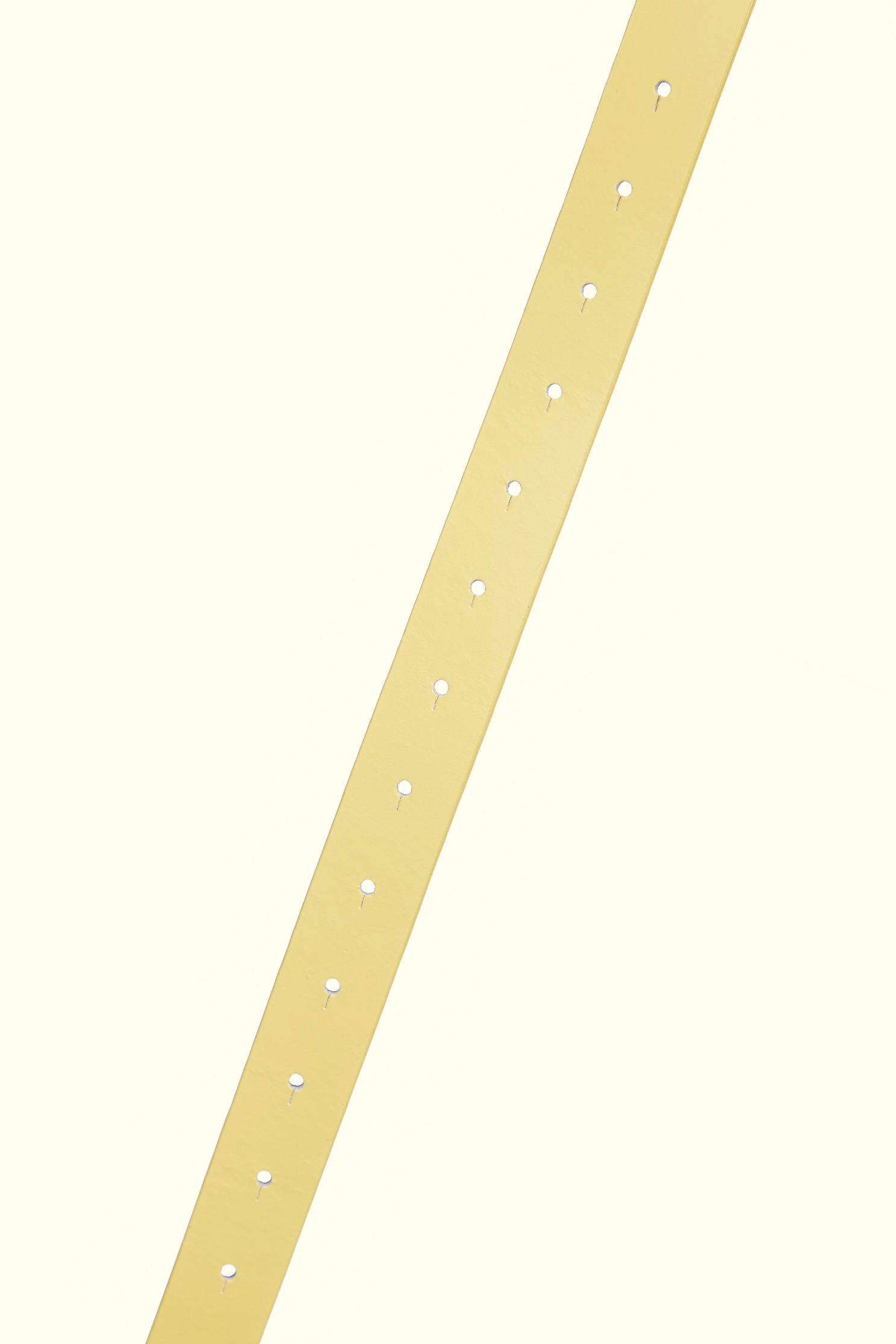 經典工藝鑲鑽珍珠愛心腰帶經典工藝鑲鑽珍珠愛心腰帶,珍珠,皮帶,皮革,秋冬穿搭