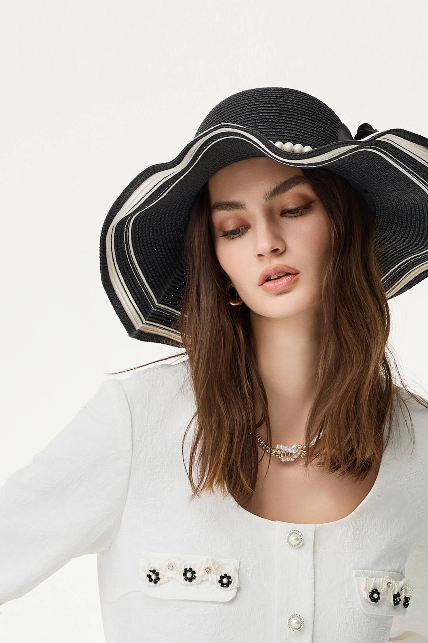 優雅玫瑰珍珠草帽優雅玫瑰珍珠草帽,春夏穿搭,珍珠