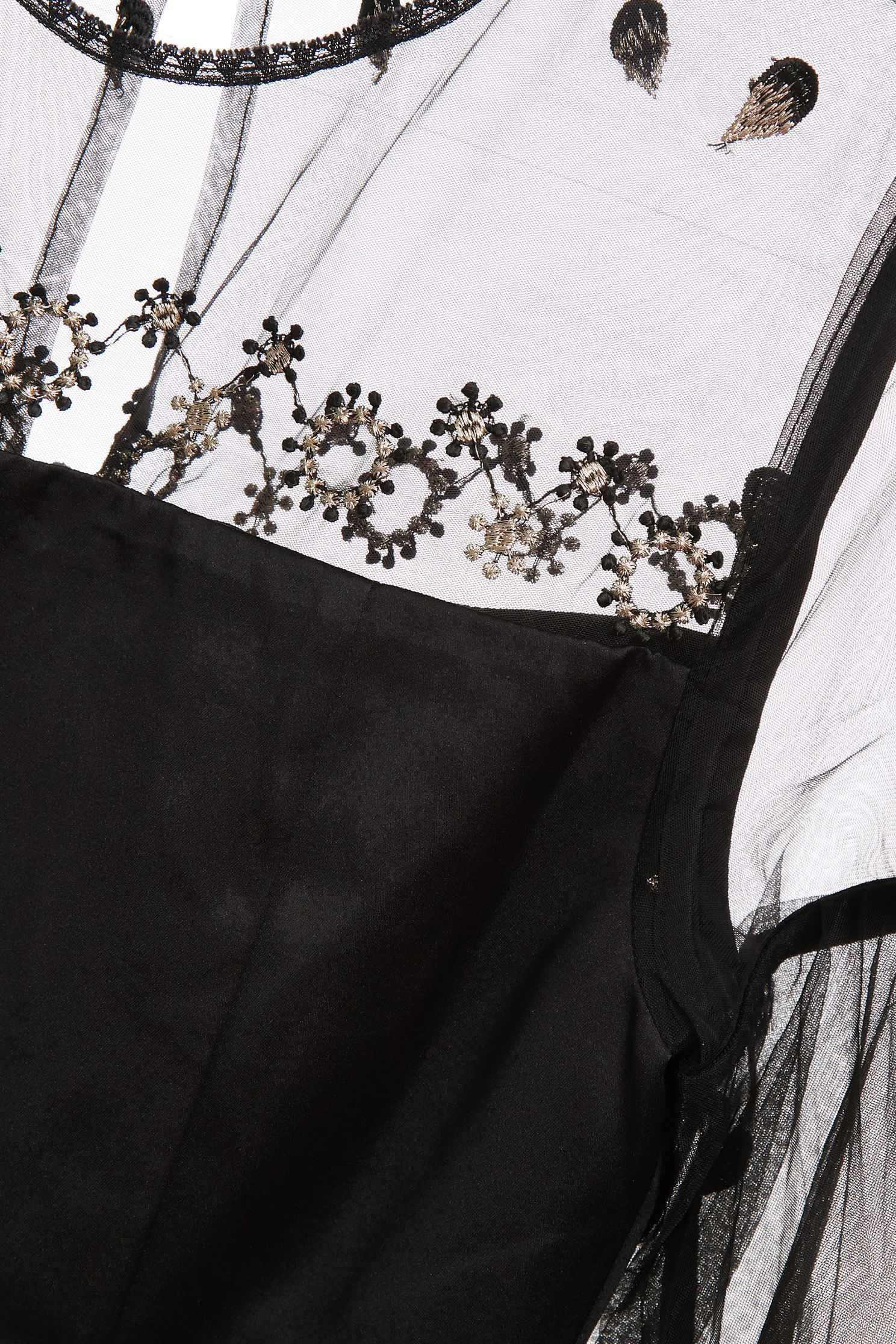 拼接紗網緞布洋裝拼接紗網緞布洋裝,一般洋裝,小禮服,春夏穿搭,母親節專區,禮服,繡花,荷葉,蕾絲,黑色洋裝