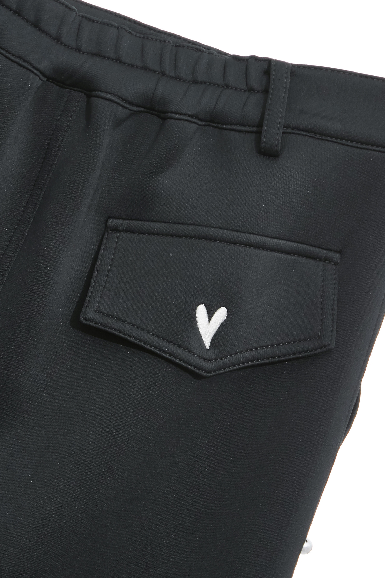 晚山新黛珍珠口袋長裙晚山新黛珍珠口袋長裙,刺繡,春夏穿搭,時髦成套搭配,珍珠,簡約穿搭,長裙