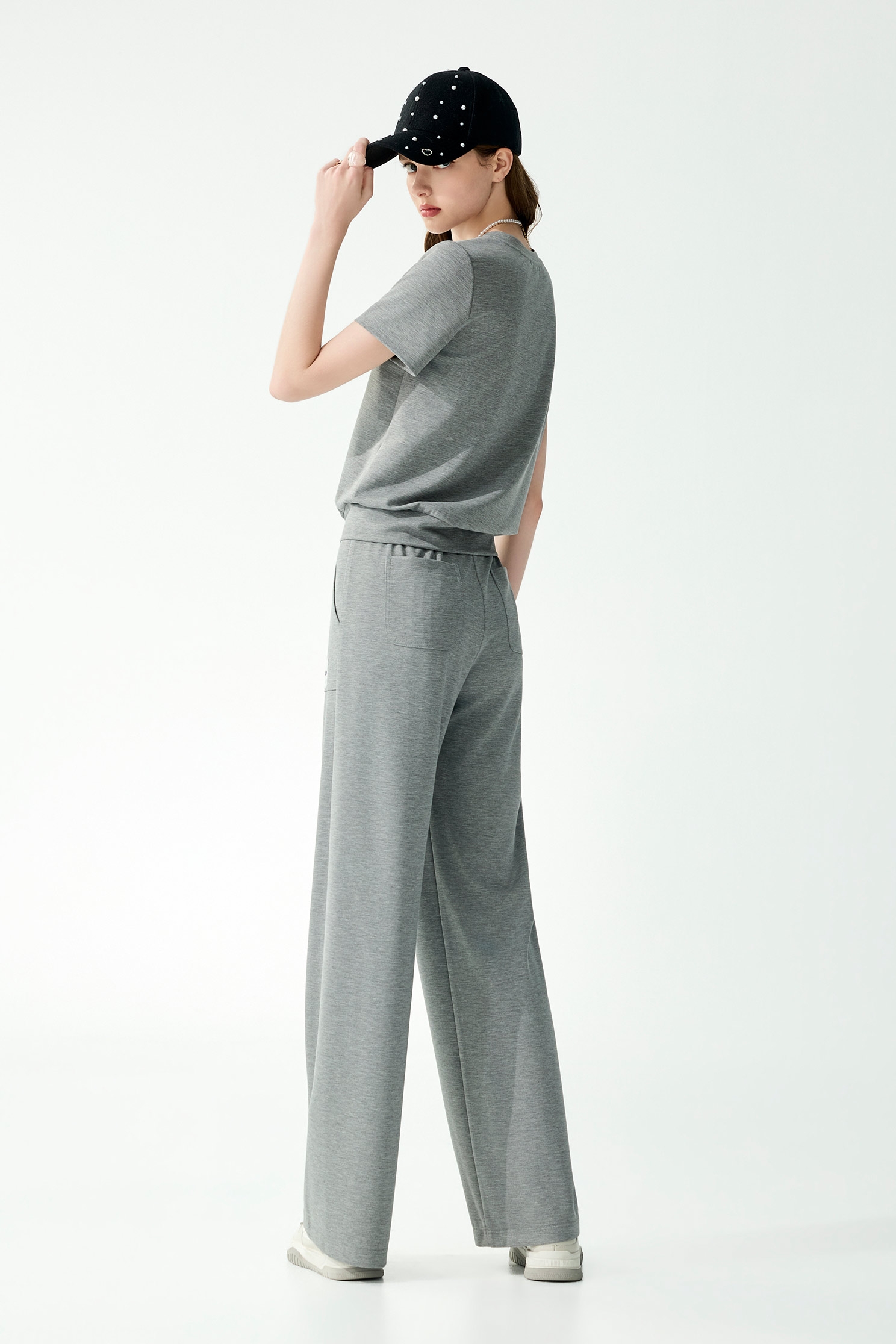 綴美麗溫室刺繡寬褲綴美麗溫室刺繡寬褲,刺繡,寬褲,春夏穿搭,蕾絲,褲子