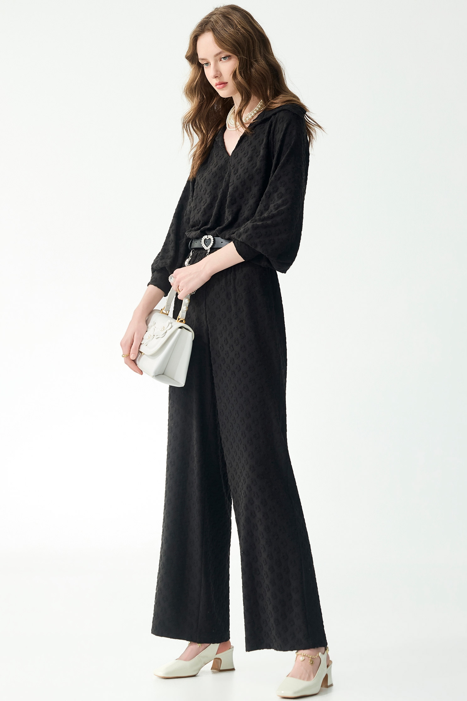 極簡立體花朵褆花寬褲極簡立體花朵褆花寬褲,寬褲,春夏穿搭,褲子,黑色褲子