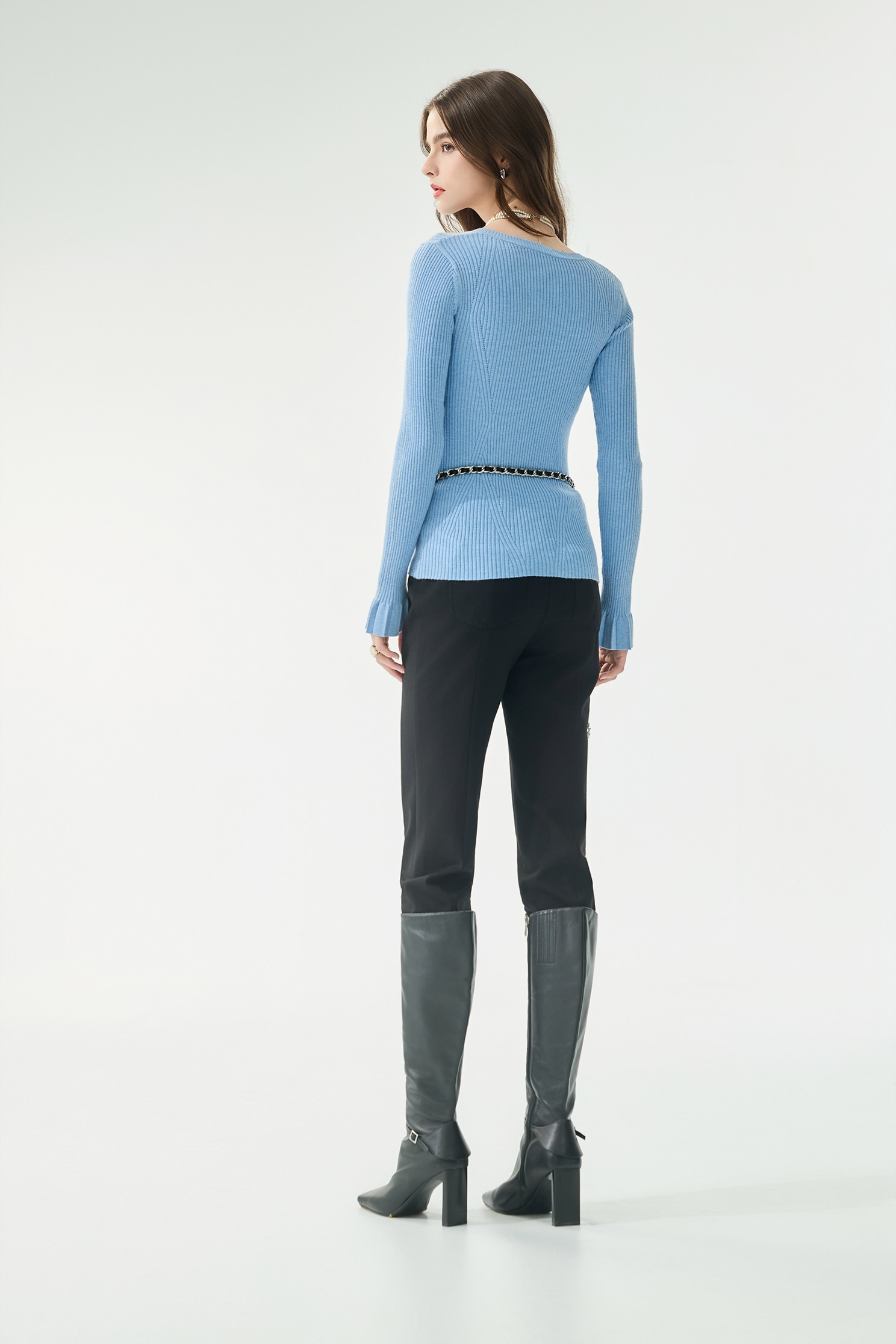 雙腰頭簡約合身褲雙腰頭簡約合身褲,刺繡,秋冬穿搭,窄管褲,簡約穿搭,褲子