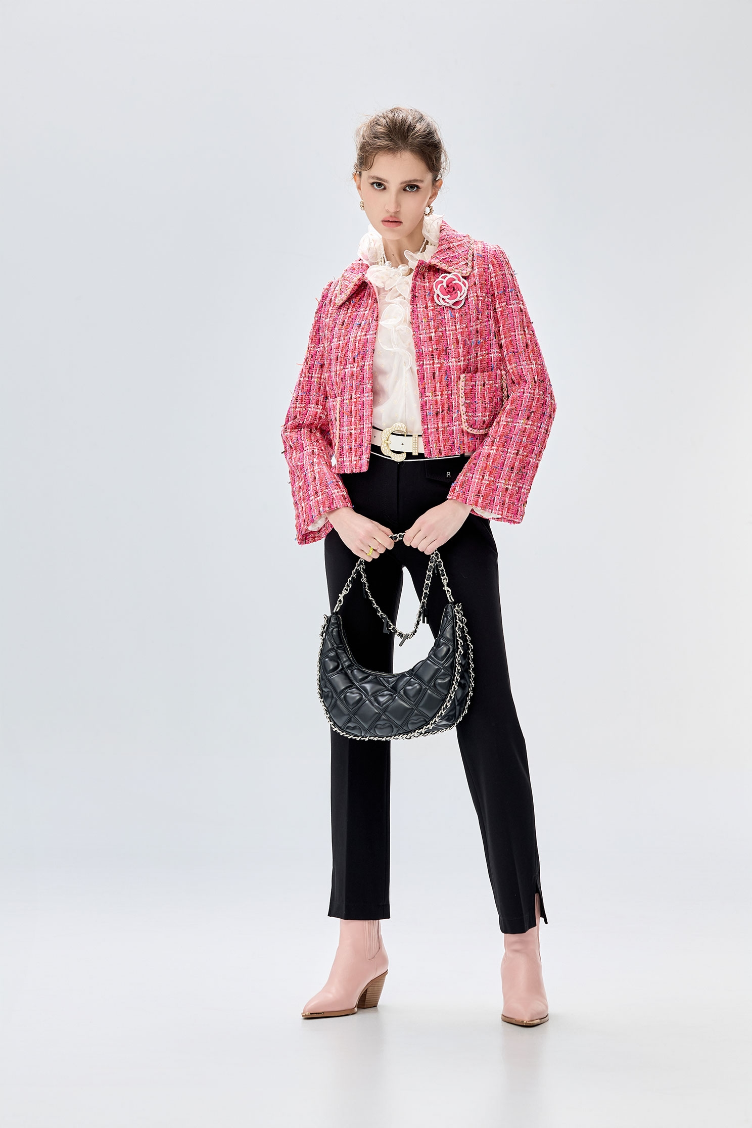 配色織帶修身直筒長褲配色織帶修身直筒長褲,喇叭褲,春夏穿搭,褲子,黑色褲子