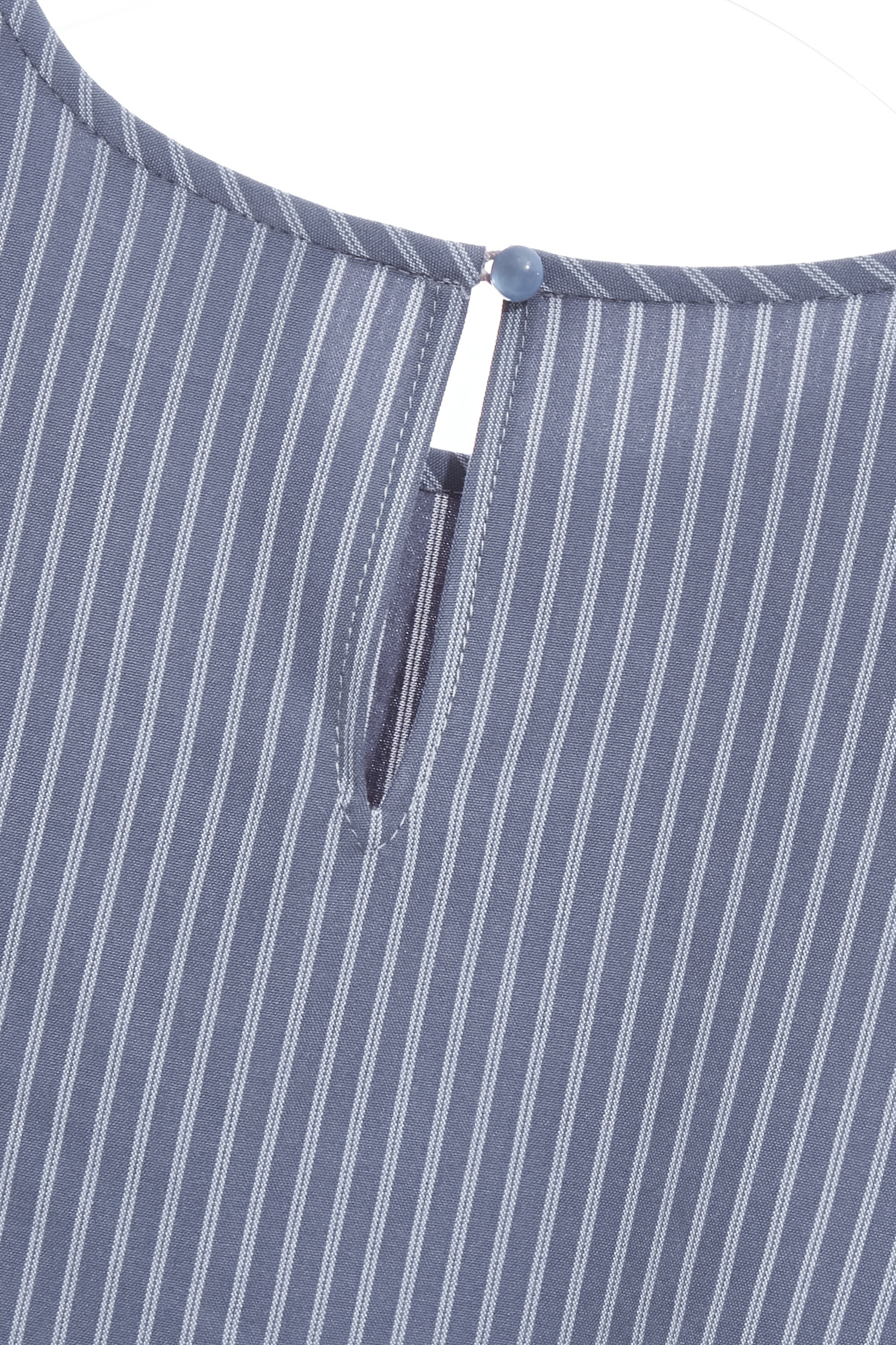 造型微光藍細條上衣造型微光藍細條上衣,一般背心,一般背心馬甲,上衣,春夏穿搭,背心