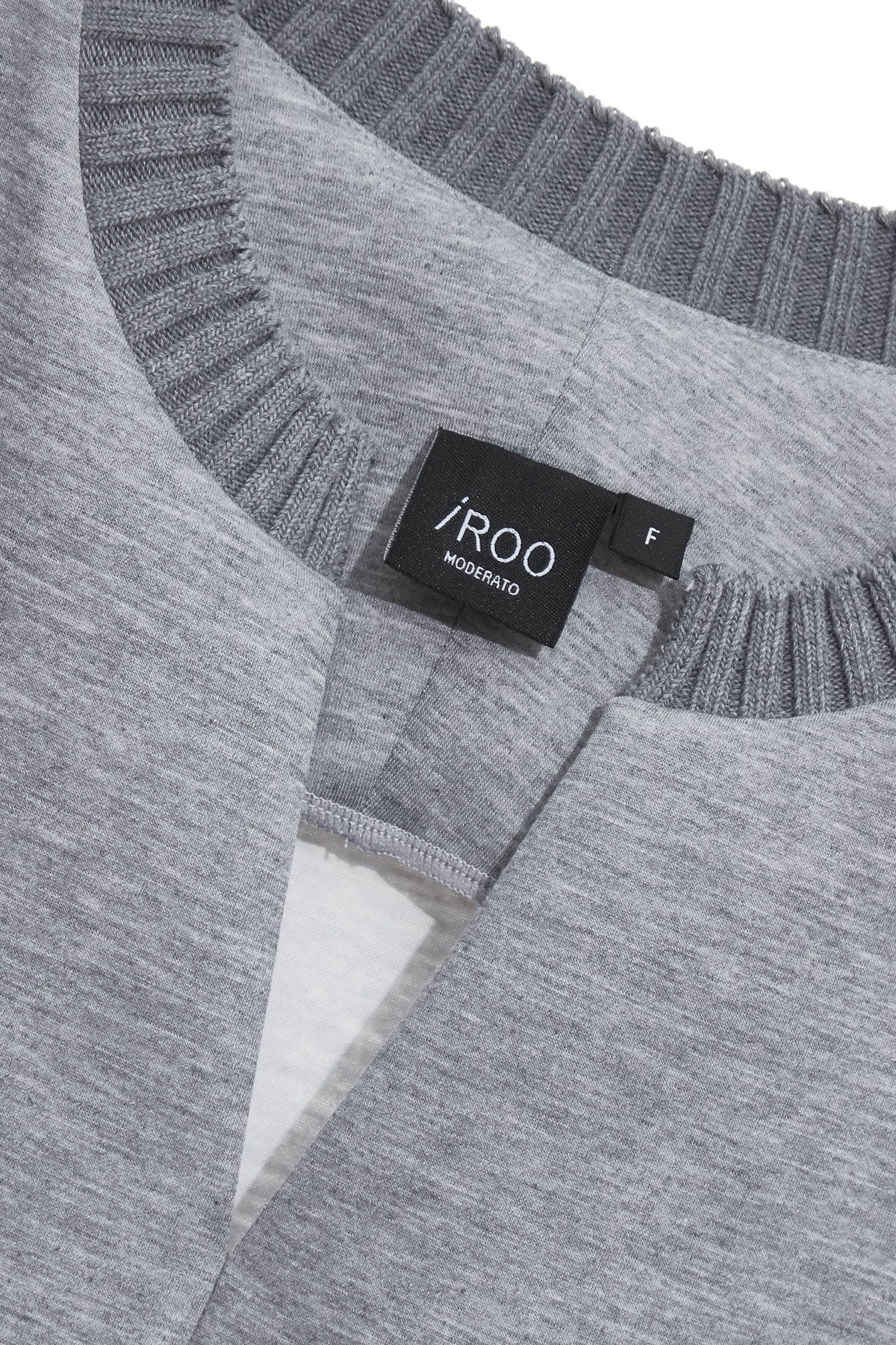 復古藍休閒風上衣復古藍休閒風上衣,V領上衣,V領背心,一般背心,一般背心馬甲,上衣,刺繡,時髦成套搭配,無袖背心,秋冬穿搭,背心,輕奢度假,輕奢渡假