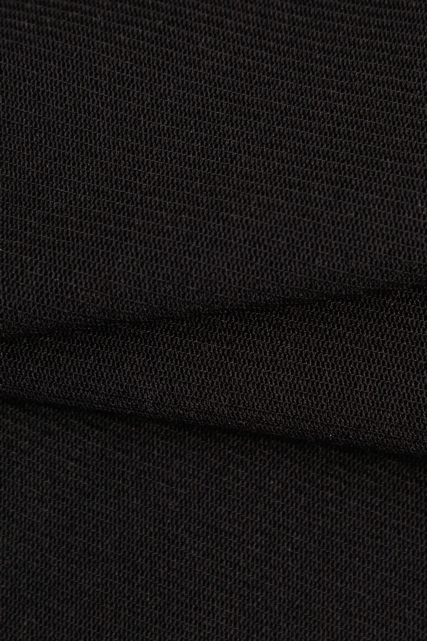 經典多功能內搭上衣經典多功能內搭上衣,上衣,內搭上衣,春夏穿搭,白色上衣,黑色上衣