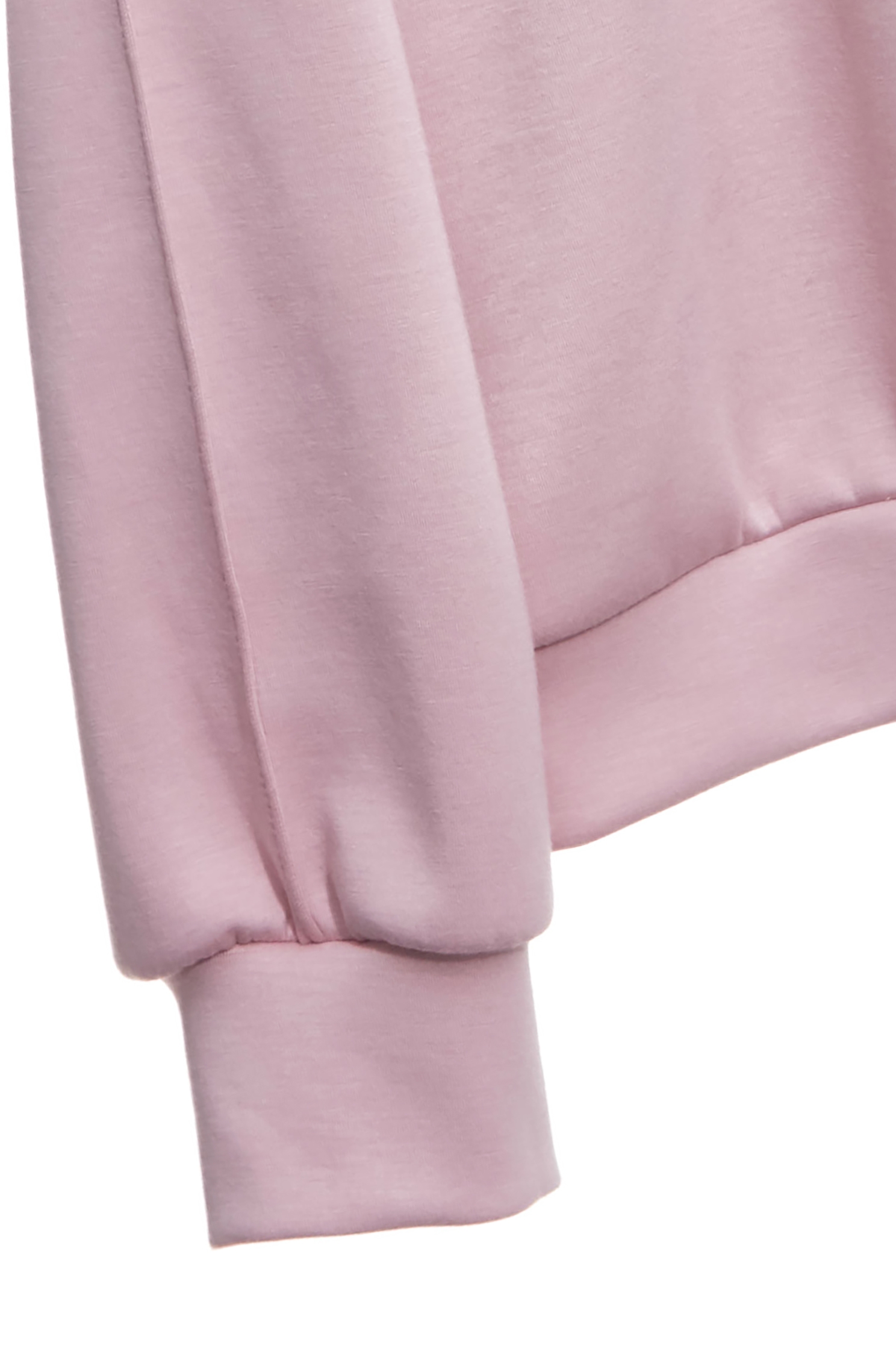 休閒風長袖上衣休閒風長袖上衣,上衣,刺繡,時髦成套搭配,秋冬穿搭,簡約穿搭