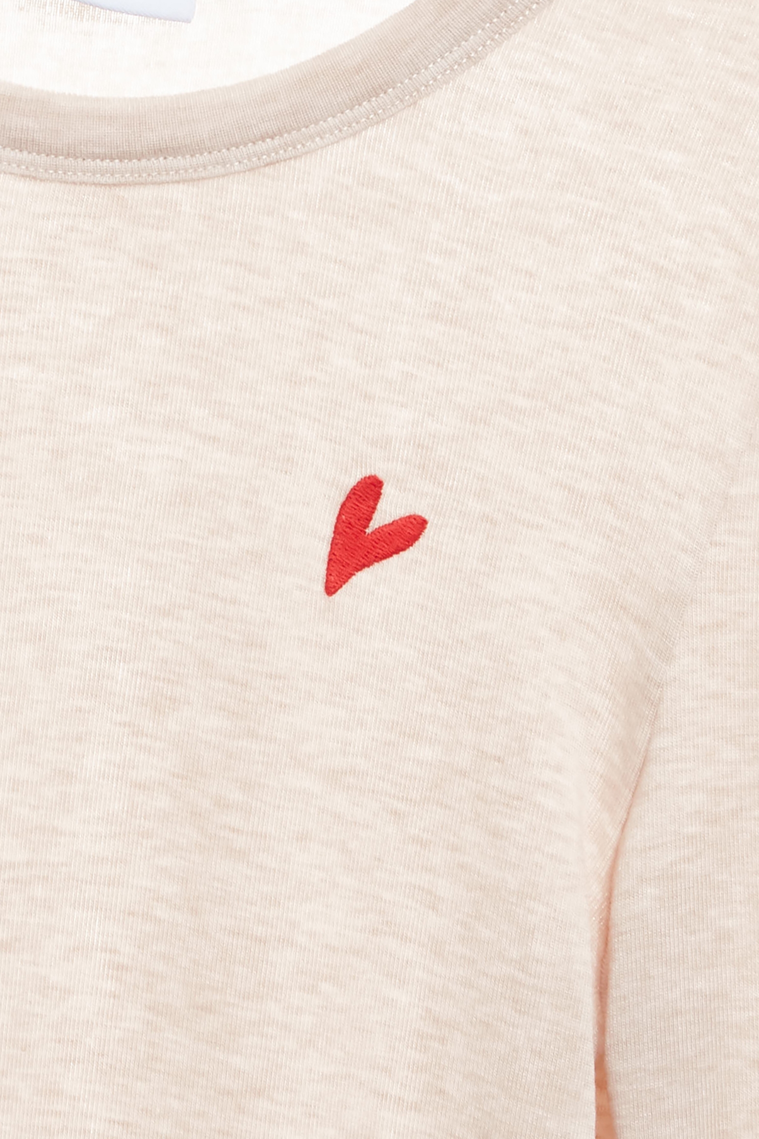 極簡天絲羊毛圓領上衣極簡天絲羊毛圓領上衣,上衣,刺繡,圓領上衣,秋冬穿搭,簡約穿搭