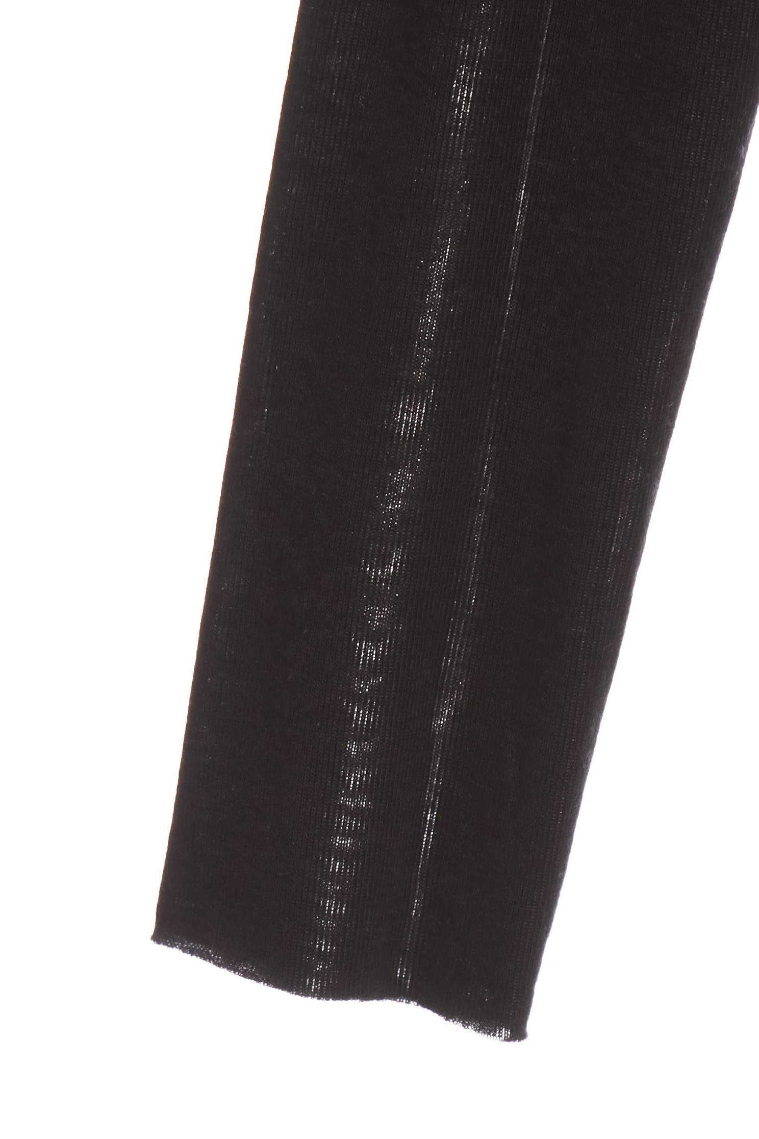 極簡天絲羊毛高領上衣極簡天絲羊毛高領上衣,上衣,刺繡,秋冬穿搭,簡約穿搭,高領上衣