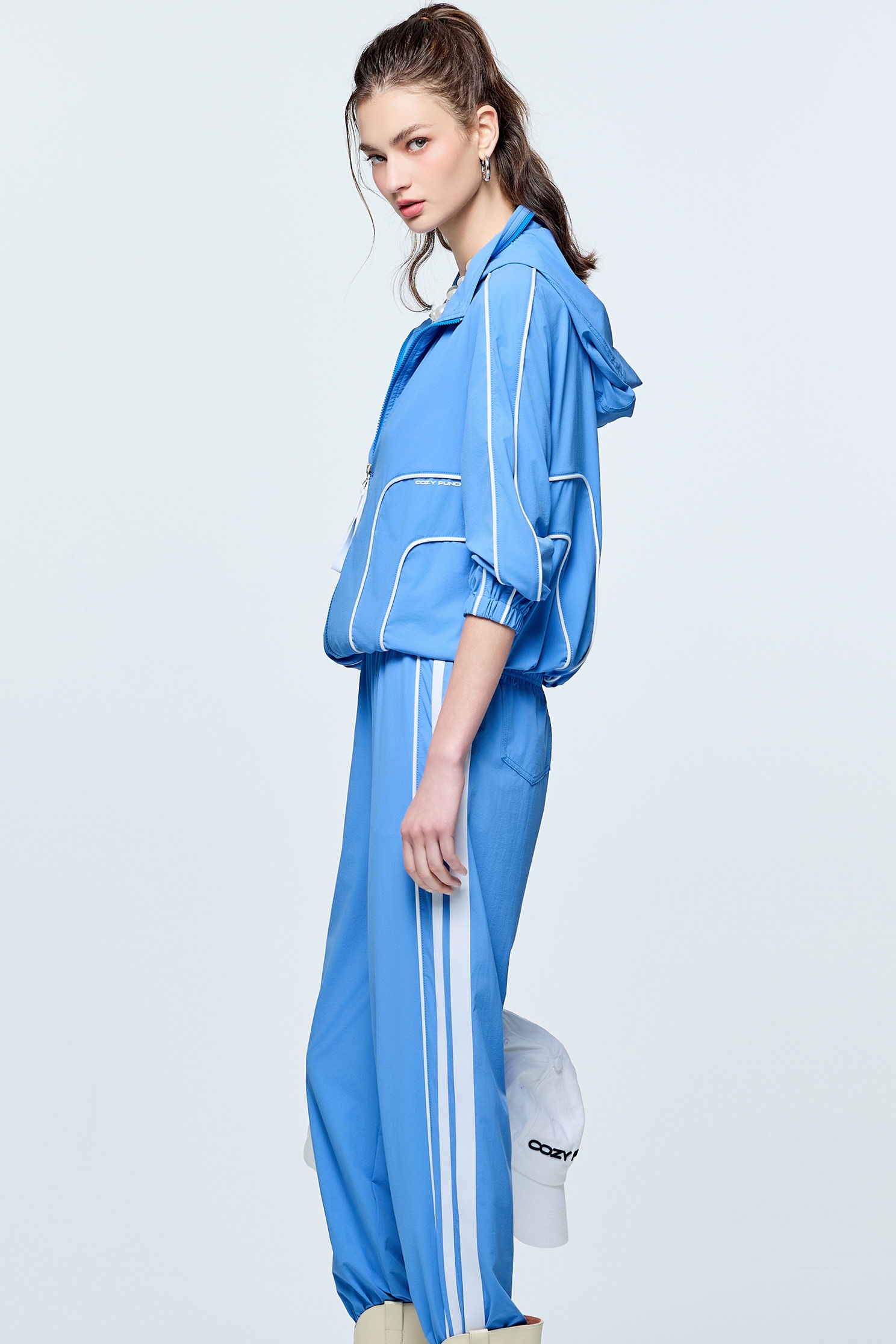 彩虹衣膠原蛋白線條設計外套彩虹衣膠原蛋白線條設計外套,一般外套,外套,春夏穿搭,連帽外套