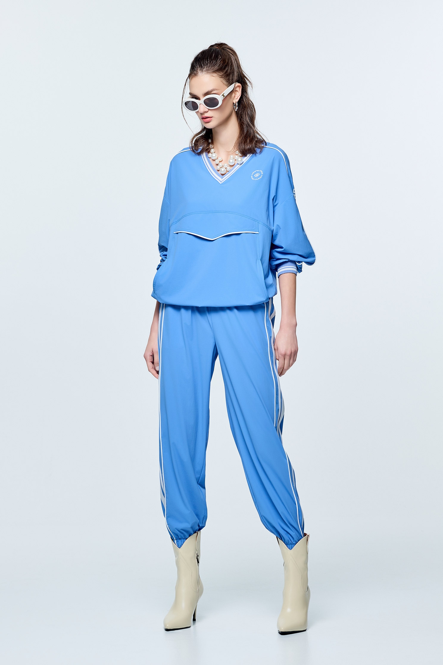 彩虹衣膠原蛋白側邊線條長褲彩虹衣膠原蛋白側邊線條長褲,春夏穿搭,褲子