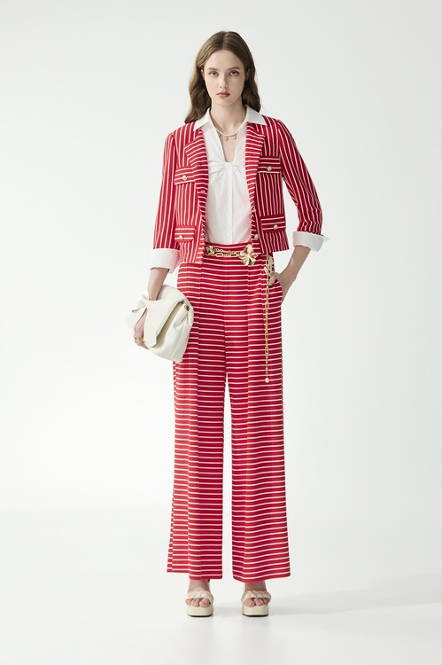 紅梅色小香風配條外套,,紅梅色小香風配條外套,一般外套,刺繡,外套,春夏穿搭,條紋,褲子,西裝外套,一般外套,刺繡,外套,春夏穿搭,牛仔,牛仔外套,外套,春夏穿搭,針織,針織外套,一般外套,外套,小香風,春夏穿搭