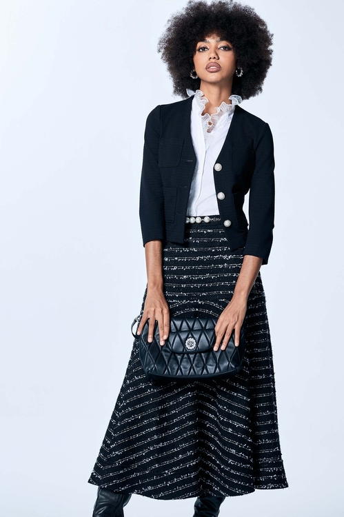 極致黑立體織紋彈性V領外套,黑色外套