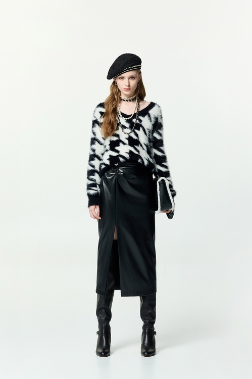 光澤軟皮革抓皺設計中長窄裙,窄裙