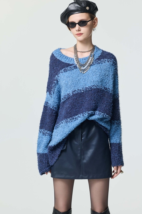 造型口袋仿皮裙,短裙